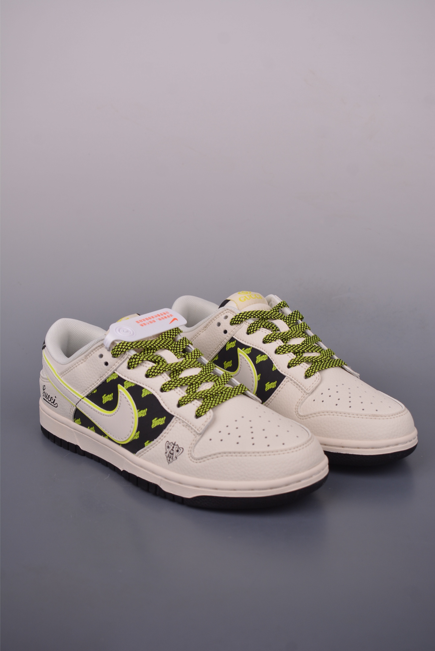 Nike SB Dunk Low Gucci Collab Premium Leather Sneakers - Limited Edition 1 i1749683536074 3869 0 0