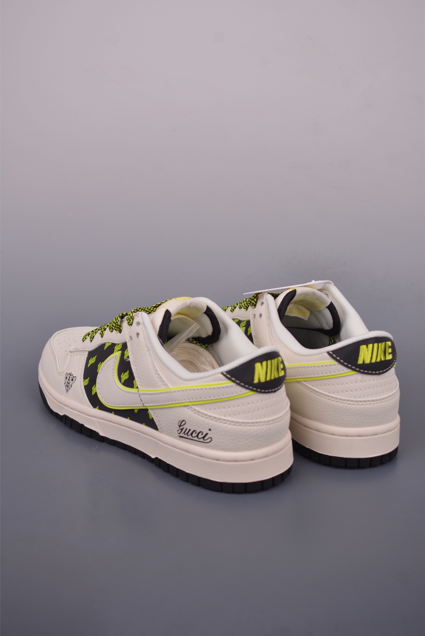 Nike SB Dunk Low Gucci Collab Premium Leather Sneakers - Limited Edition 2 i1749683539130 4592 0 1