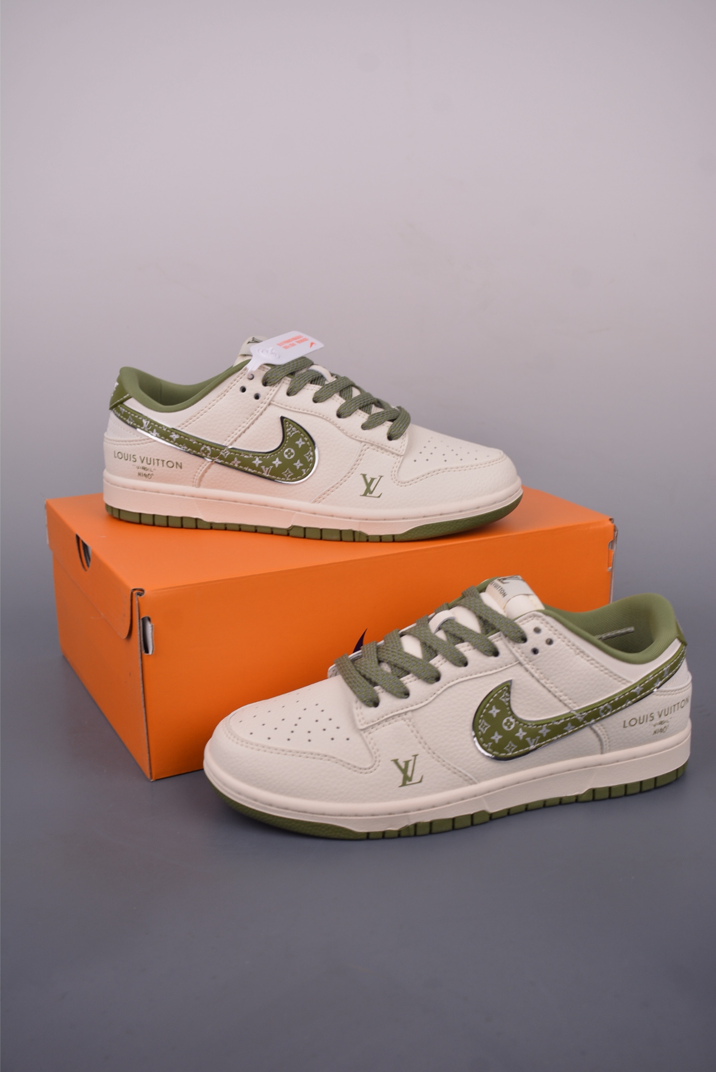 Nike SB Dunk Low Louis Vuitton Collaboration - Premium Quality Sneakers 6 i1749683574217 8967 0 4