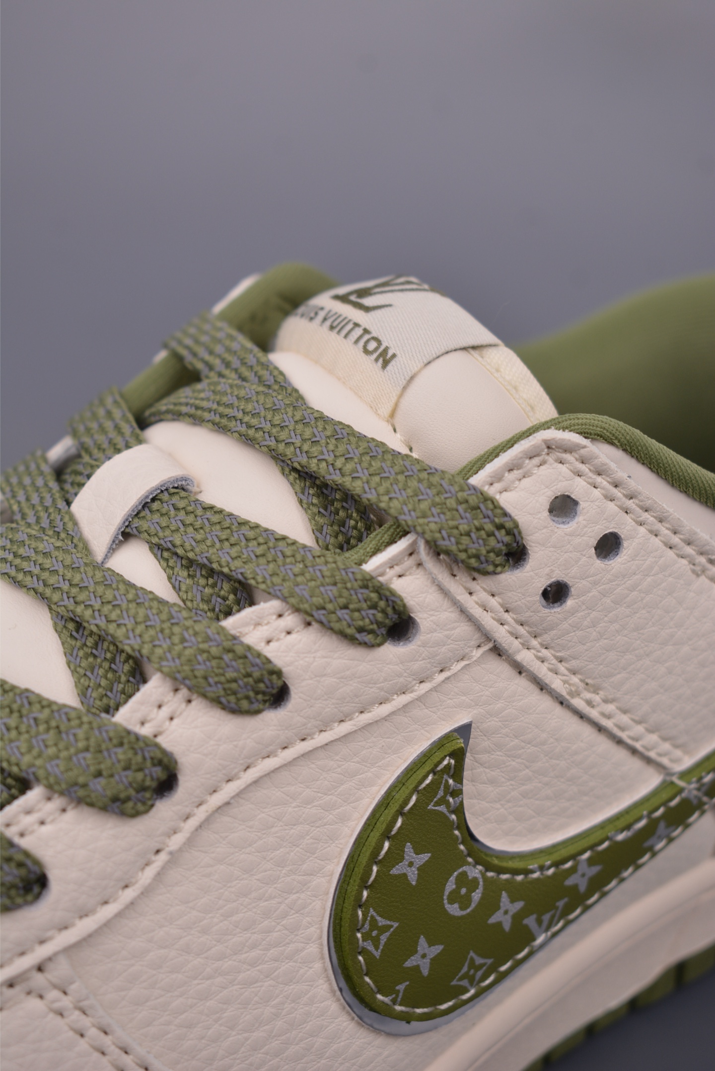 Nike SB Dunk Low Louis Vuitton Collaboration - Premium Quality Sneakers 8 i1749683577132 7839 0 6