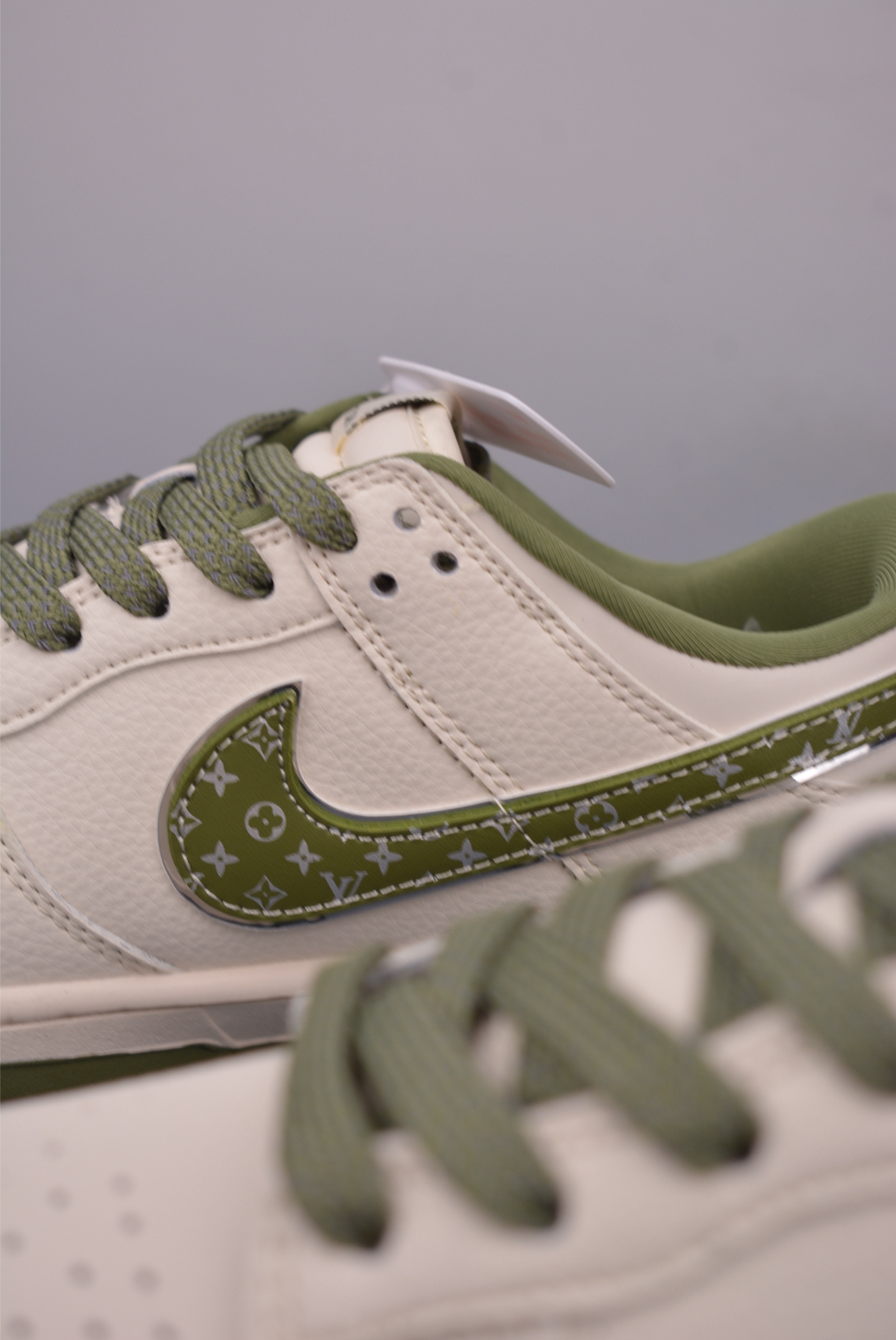 Nike SB Dunk Low Louis Vuitton Collaboration - Premium Quality Sneakers 9 i1749683577145 6649 0 7