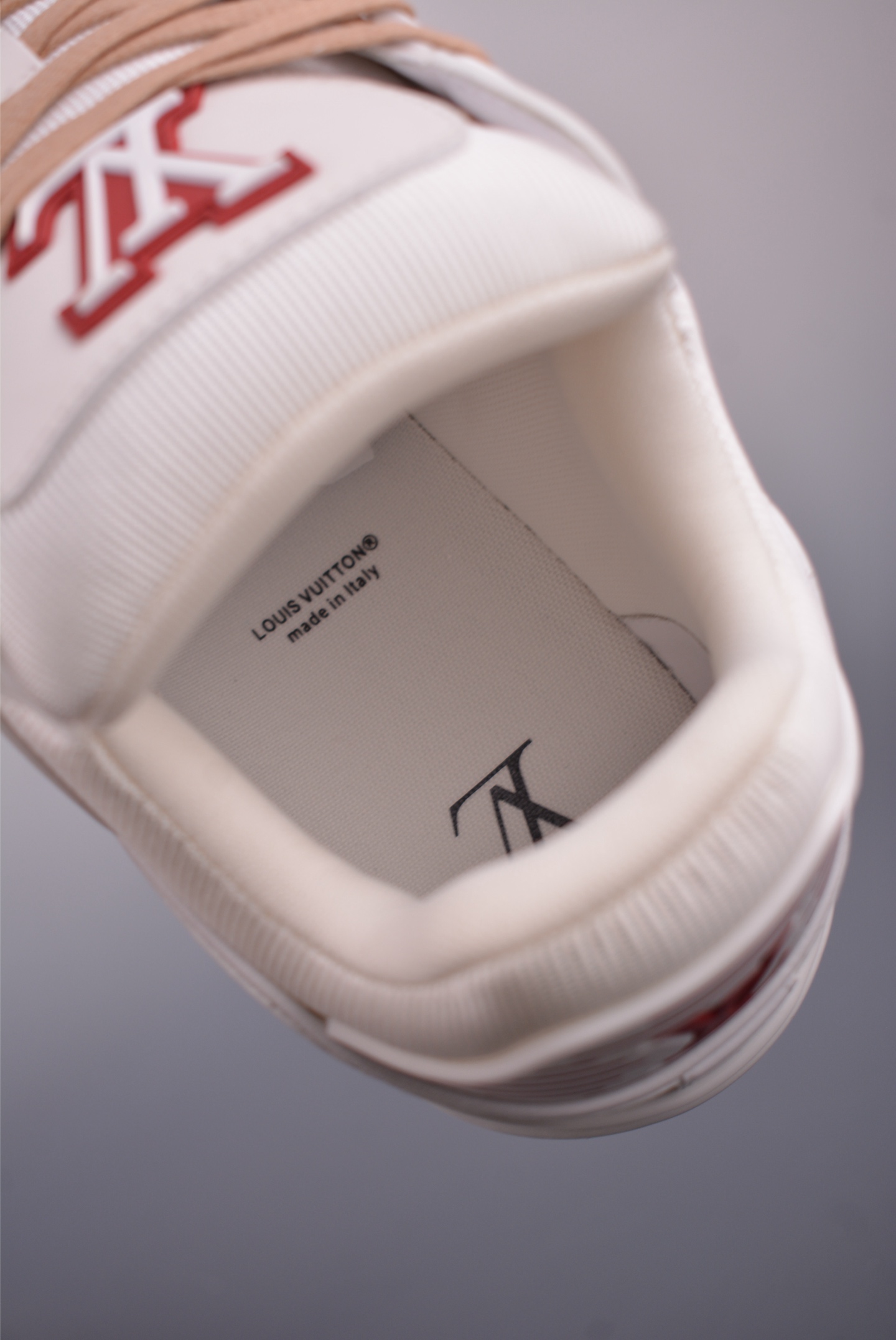 Louis Vuitton Trainer Limited Edition Sneakers - White Leather, Size 35-45 9 i1749683849131 5275 0 8