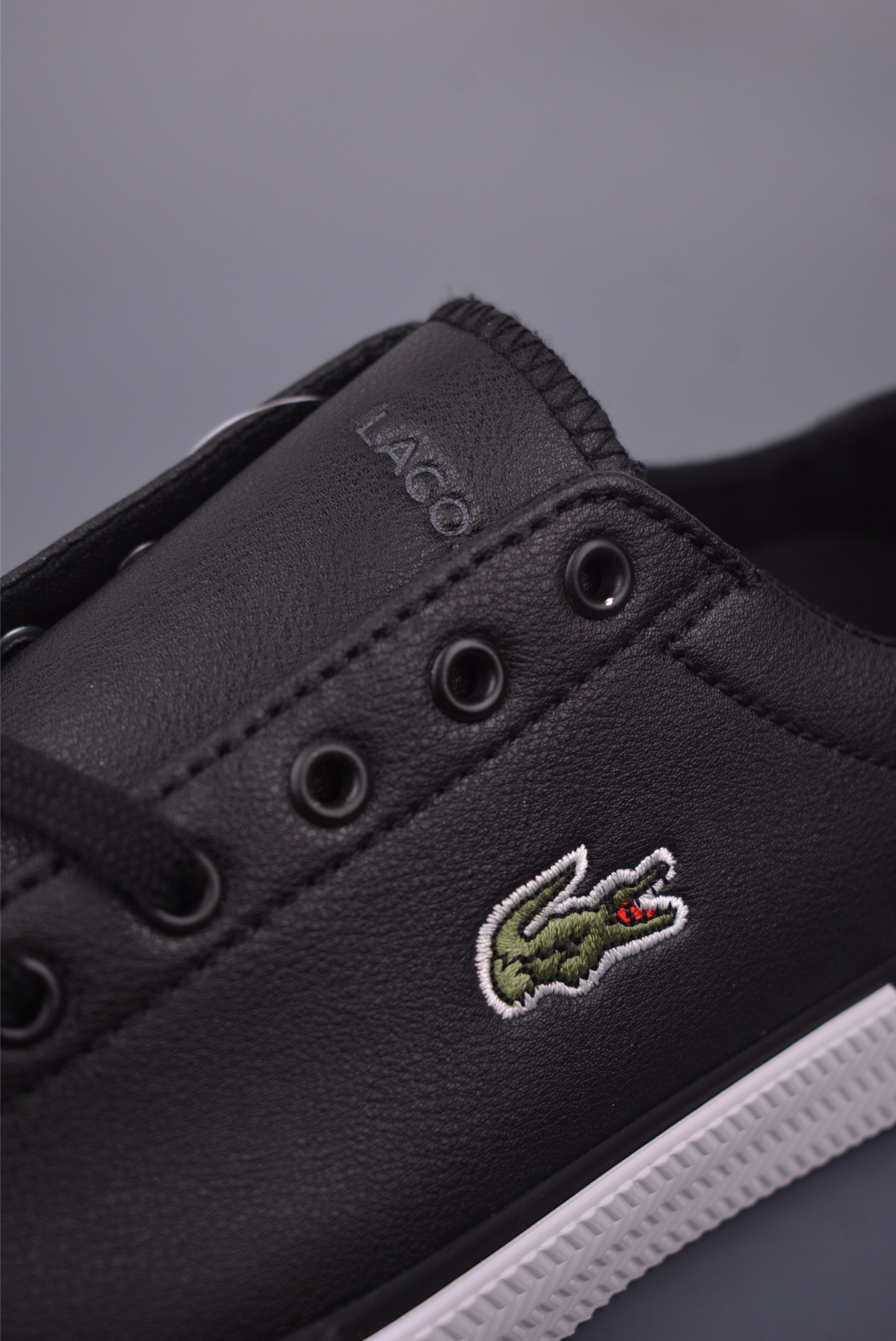 Lacoste Men's Classic Low-Top Sneakers - Simple, Stylish, and Comfortable 8 i1749762626678 1047 0 6