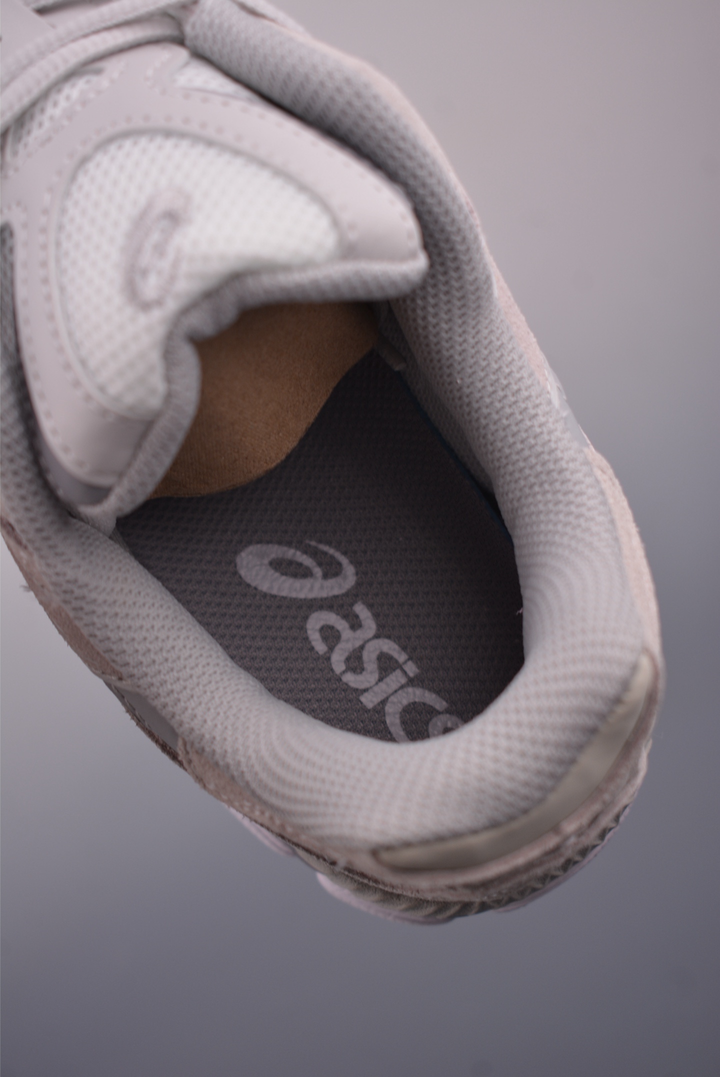 Asics Gel-NYC 纯原版本 亚瑟士运动休闲透气专业跑鞋 1203A663-101-莆田鞋,莆田鞋货源,高仿鞋,高仿鞋货源,安福档口,莆田高仿鞋,莆田鞋批发,高仿鞋批发,莆田高仿运动鞋,高仿运动鞋,莆田运动鞋 Asics Gel-NYC 纯原版本 亚瑟士运动休闲透气专业跑鞋 1203A663-101