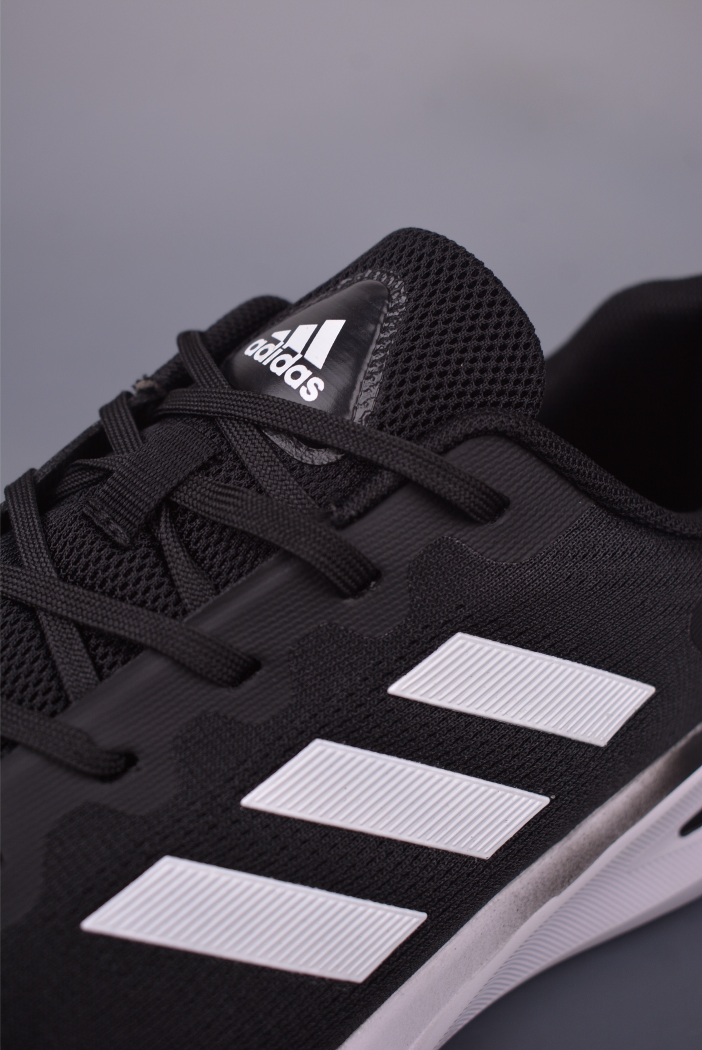 Adidas Response CTL7: Comfort Running Shoes for Men - Boost Your Performance 7 i1749762729656 1869 0 6