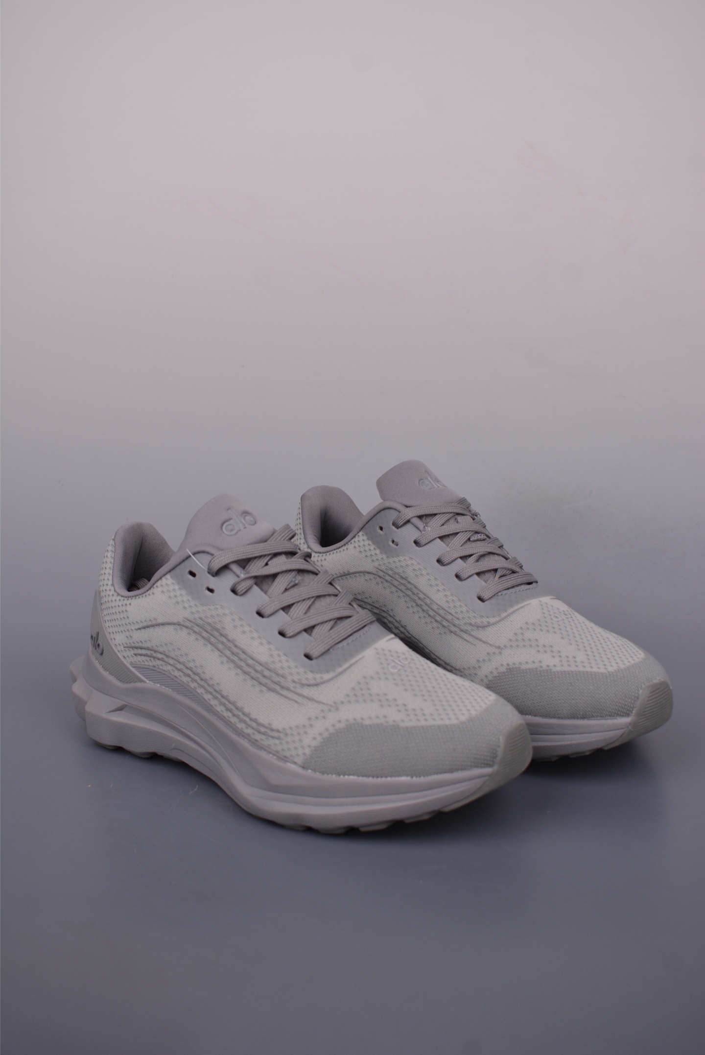 Alo Yoga Runner Mode Sneakers - Comfortable, Stylish, and Durable 1 i1749762819584 1164 0 0