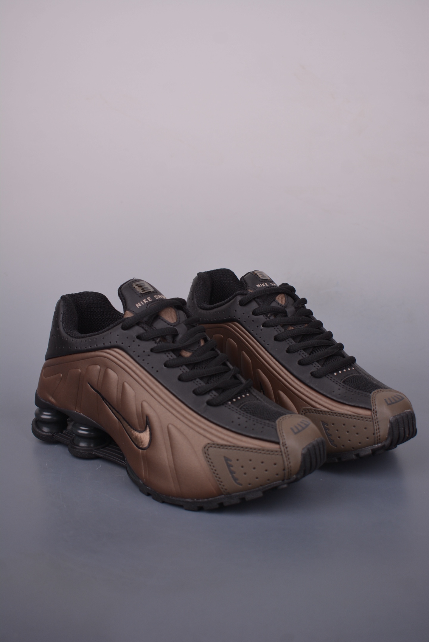 Nike Shox Ride 2 SP x Supreme Running Shoes - Full Cushion Comfort 2 i1749765263627 4568 0 0