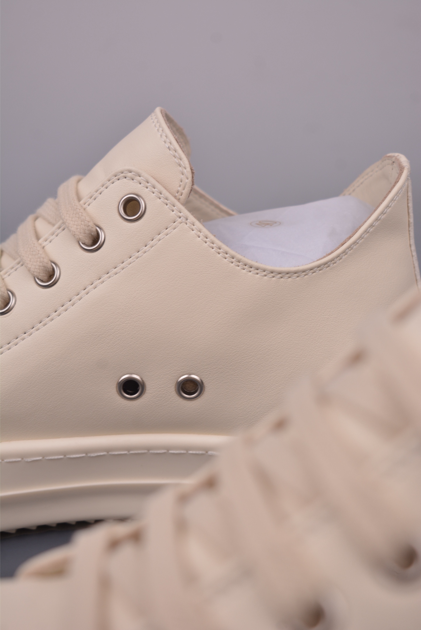 Rick Owens DRKSHDW Low-Top Sneakers - Classic Design, Premium Leather 9 i1749766557544 801 0 7