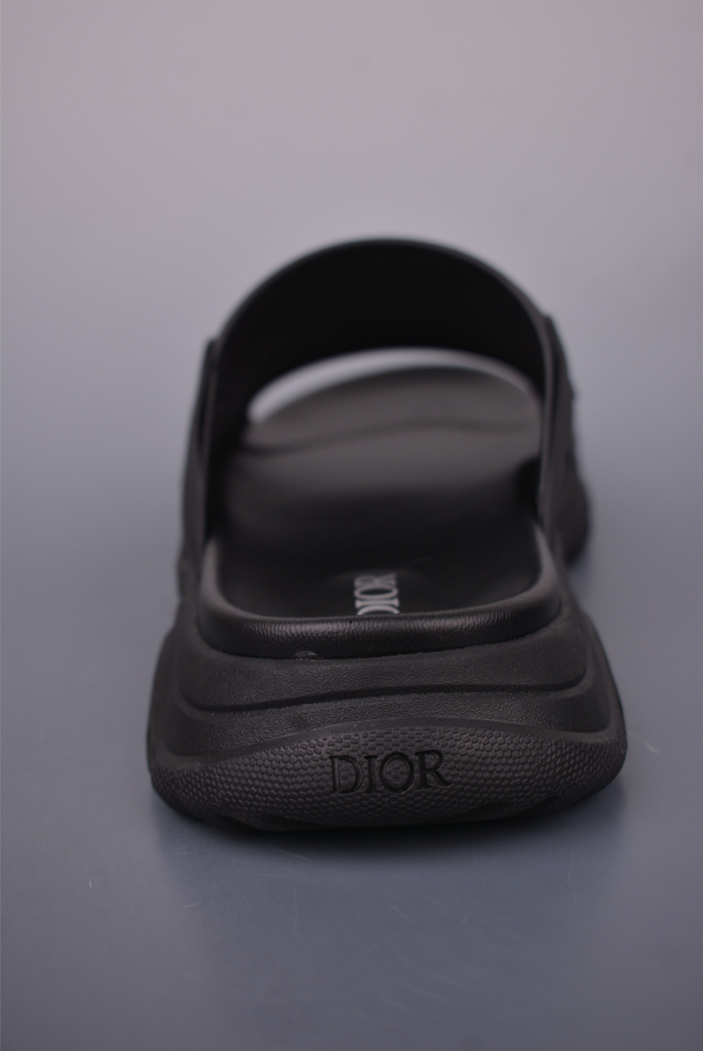 Dior H-Town Oblique Slides: Iconic Style & Comfort with Signature Details 4 i1749766664206 9336 0 3