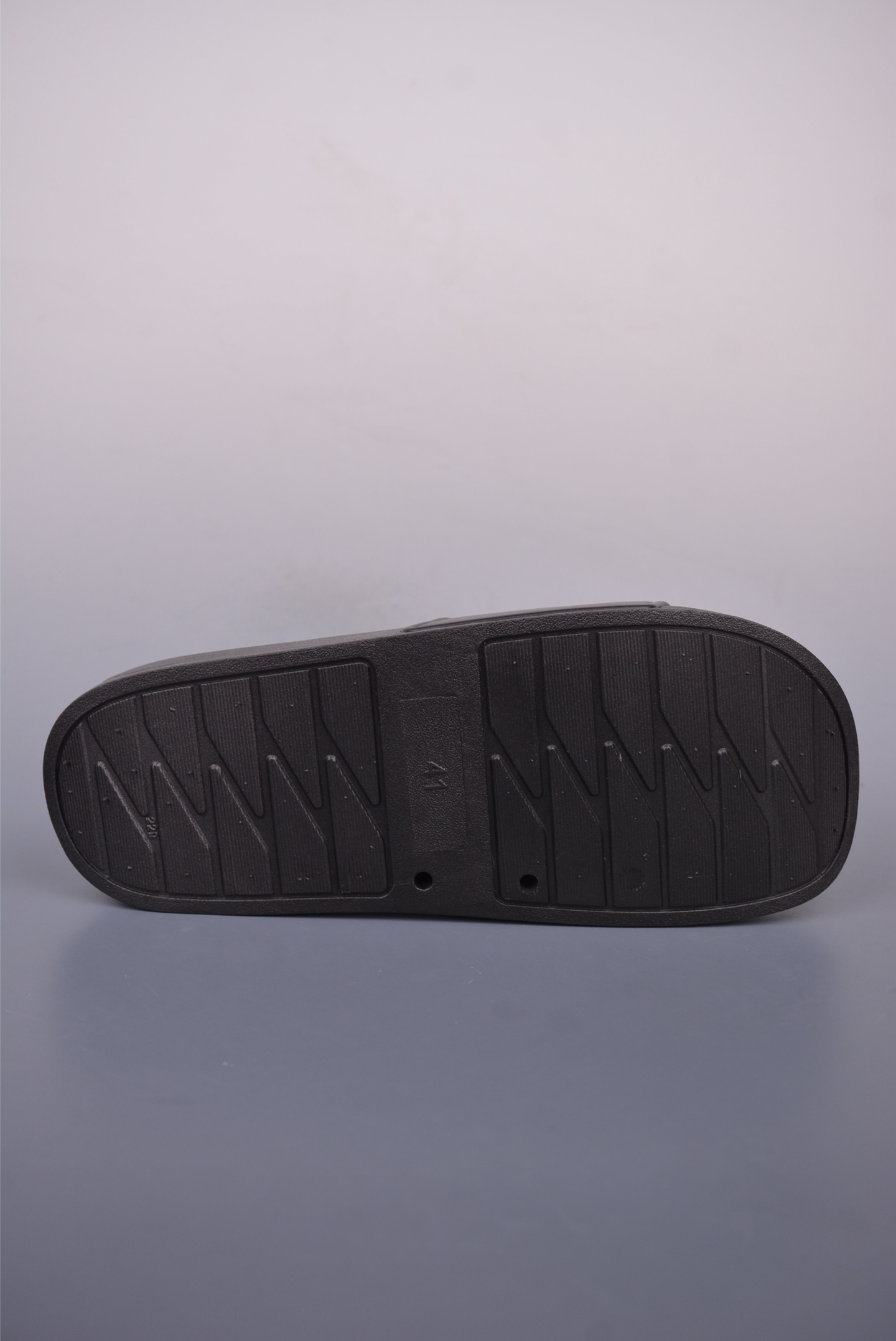 Arcteryx Men's Comfortable and Supportive Black Slides, Sizes 39-45 4 i1749767381348 896 0 3