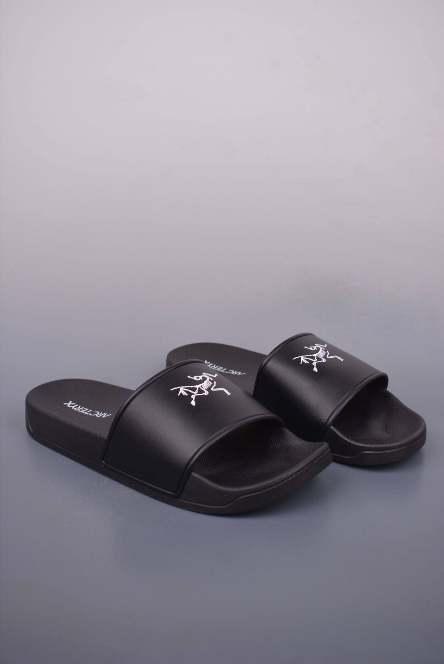 Arcteryx Men's Comfortable and Supportive Black Slides, Sizes 39-45 2 i1749767381380 9181 0 1