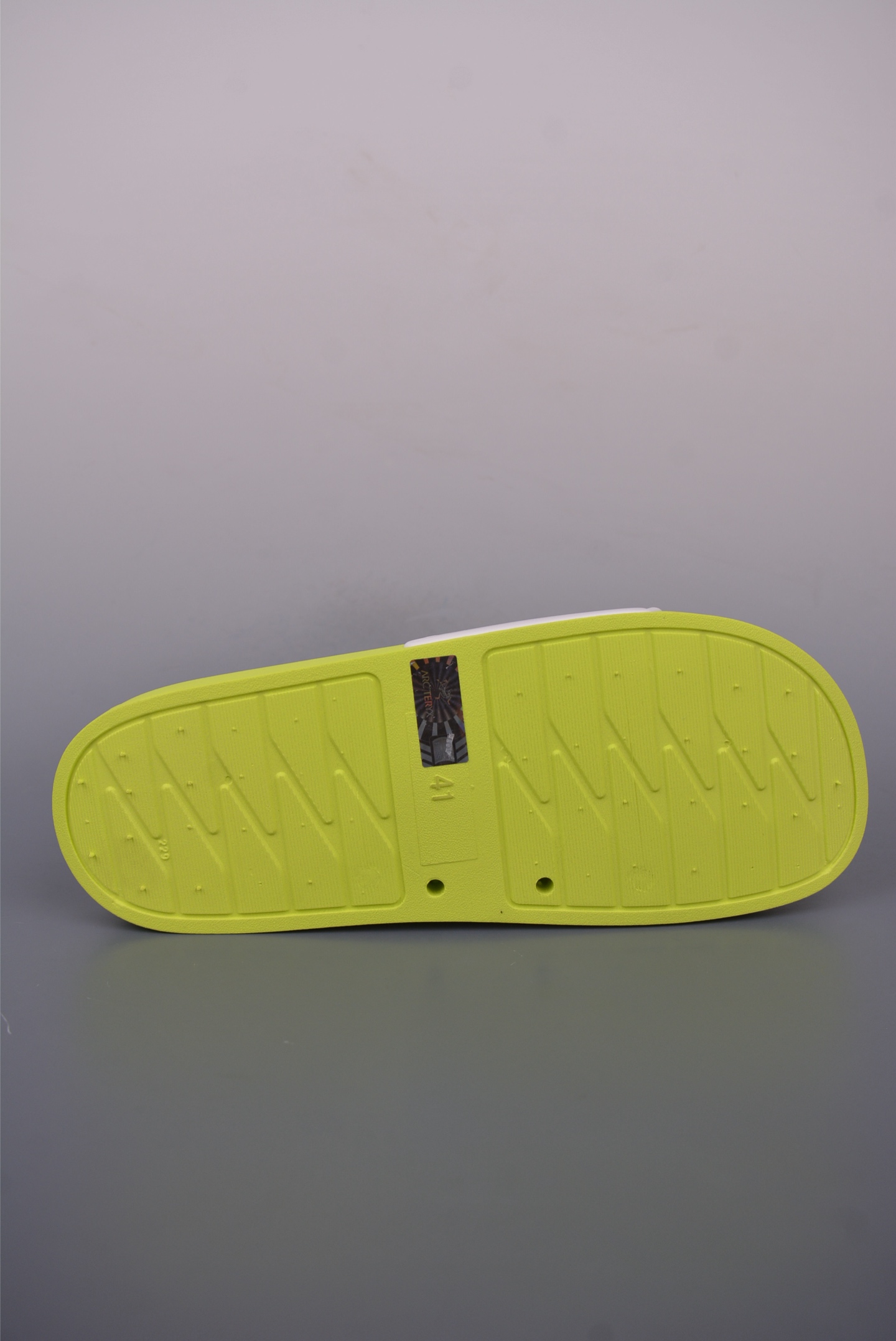 Arc'teryx Slipper M - Comfortable One-Piece Slide Sandals for Men and Women 5 i1749767453794 2525 0 3