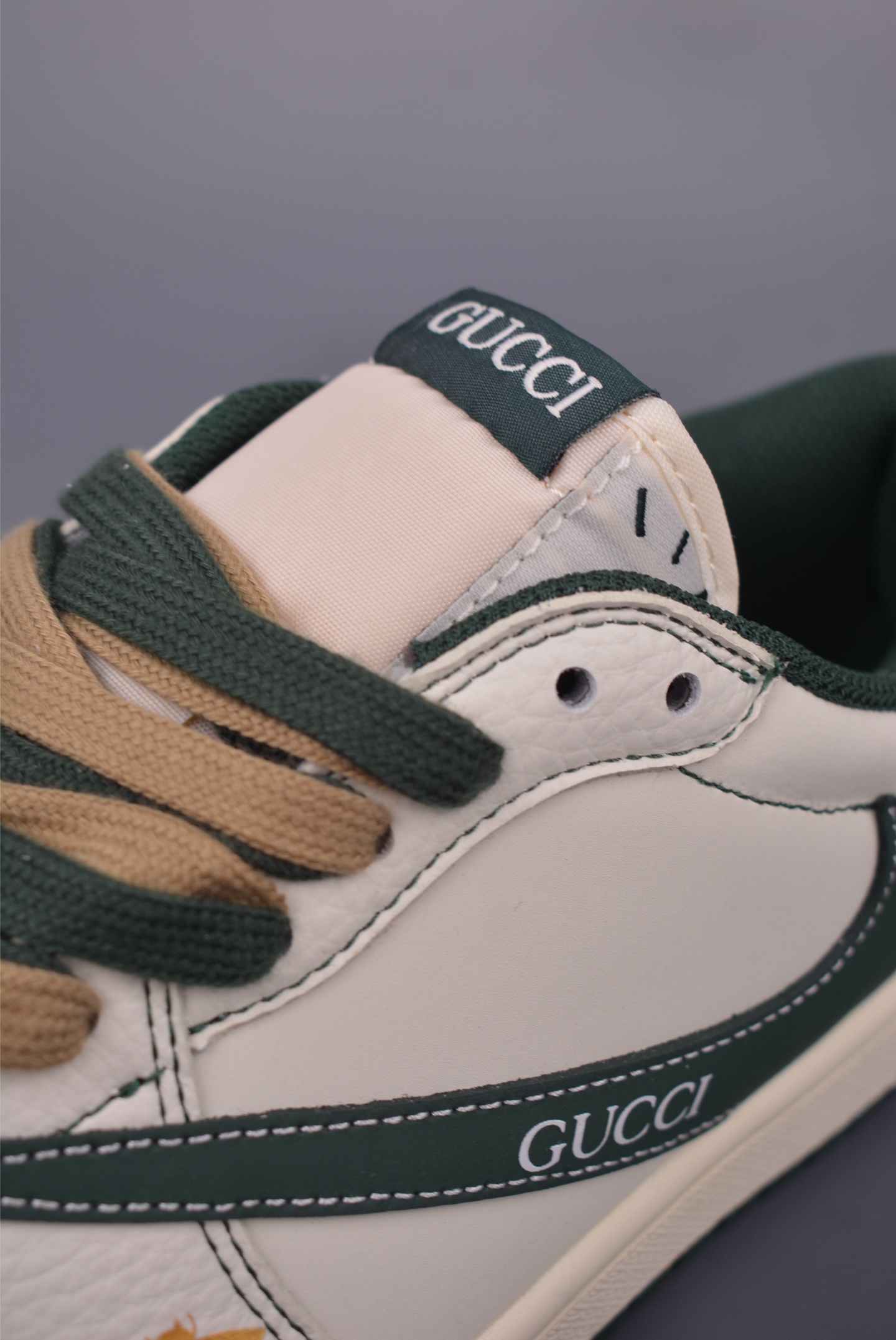 Gucci Air Jordan 1 Low Sneakers - Fashionable Comfort and Iconic Design 8 i1749767914946 8869 0 6
