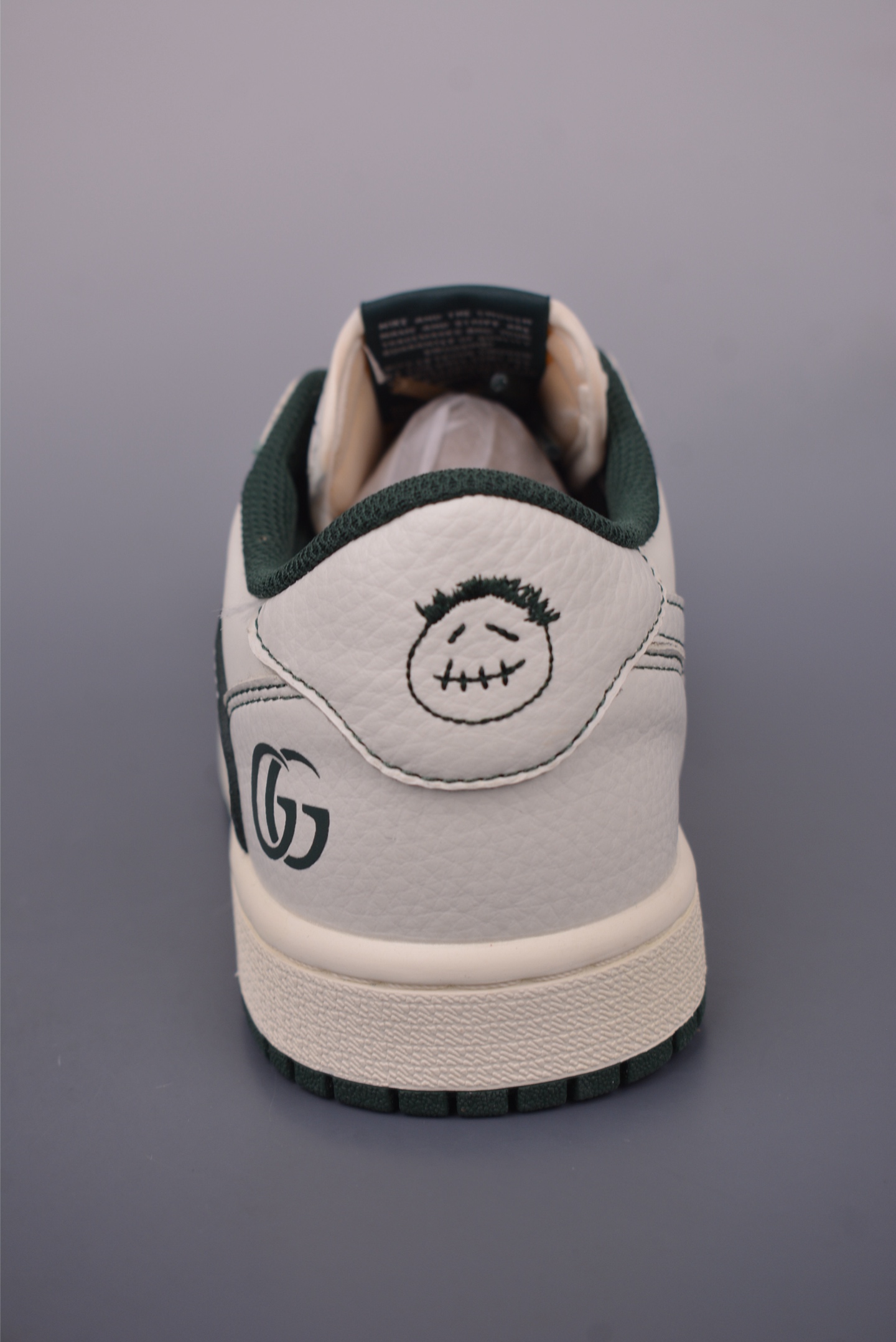 Gucci Air Jordan 1 Low Sneakers - Fashionable Comfort and Iconic Design 5 i1749767914957 4654 0 3