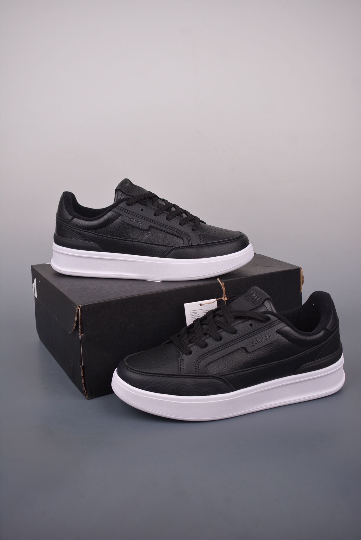 Adidas Aspyre Low-Top Sneakers - Comfortable, Durable, and Stylish 5 i1749850837267 9054 0 4