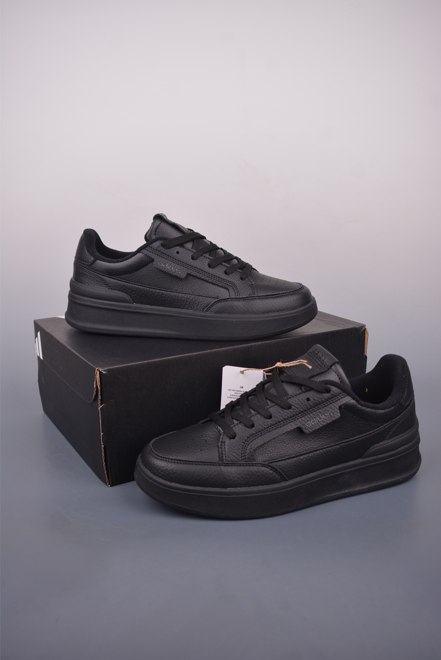 Adidas Aspyre Low-Top Sneakers - Comfortable, Durable, and Stylish Design 6 i1749850860539 6837 0 4