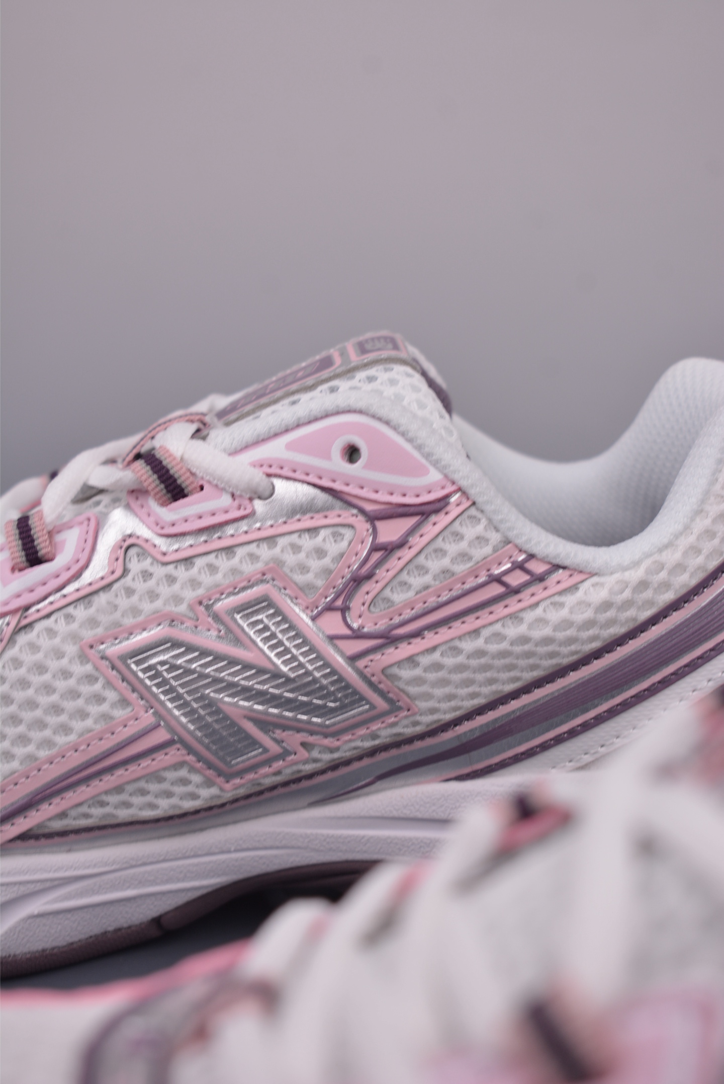 New Balance 740 Retro Running Shoes - Stylish, Comfortable, and Durable 9 i1749851093836 8390 0 7