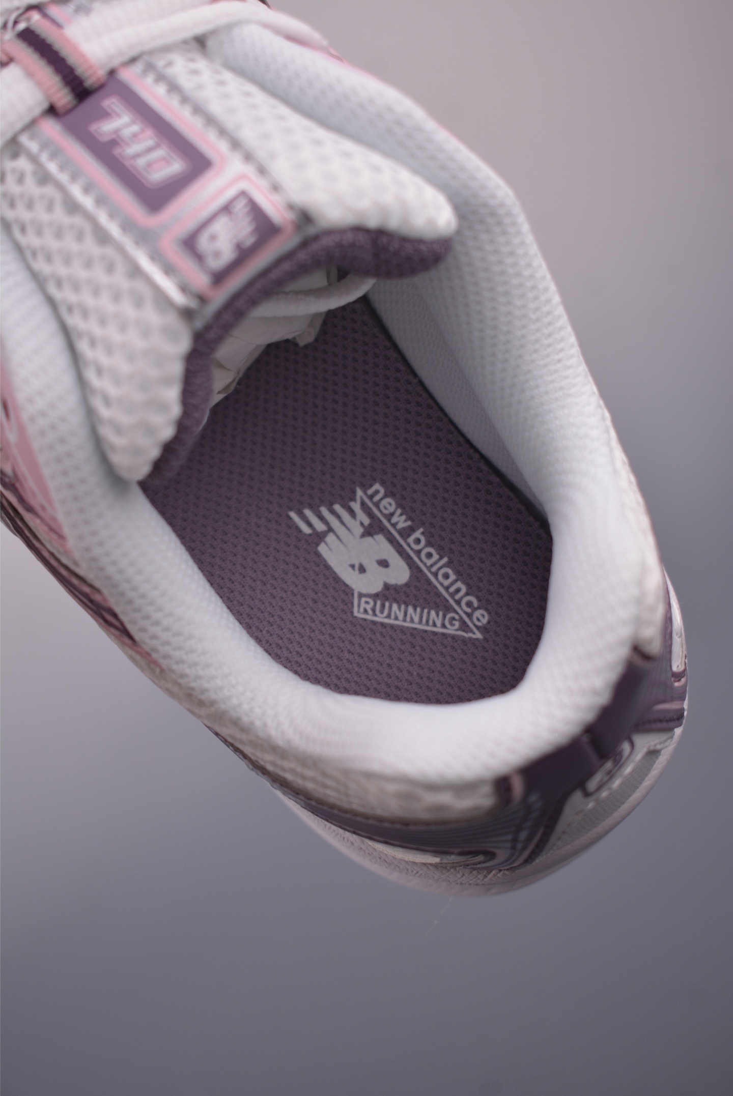 New Balance 740 Retro Running Shoes - Stylish, Comfortable, and Durable 10 i1749851093868 9667 0 8
