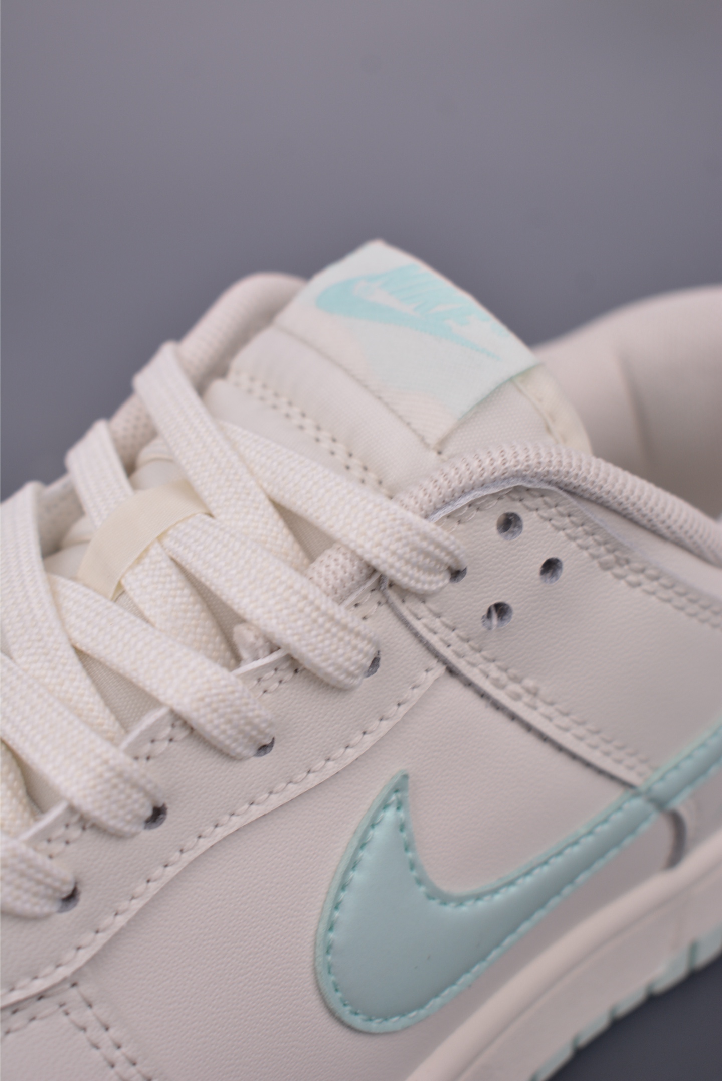 Nike SB Dunk Low: Premium Leather, Superior Comfort, Perfect Style 7 i1749856036491 306 0 6