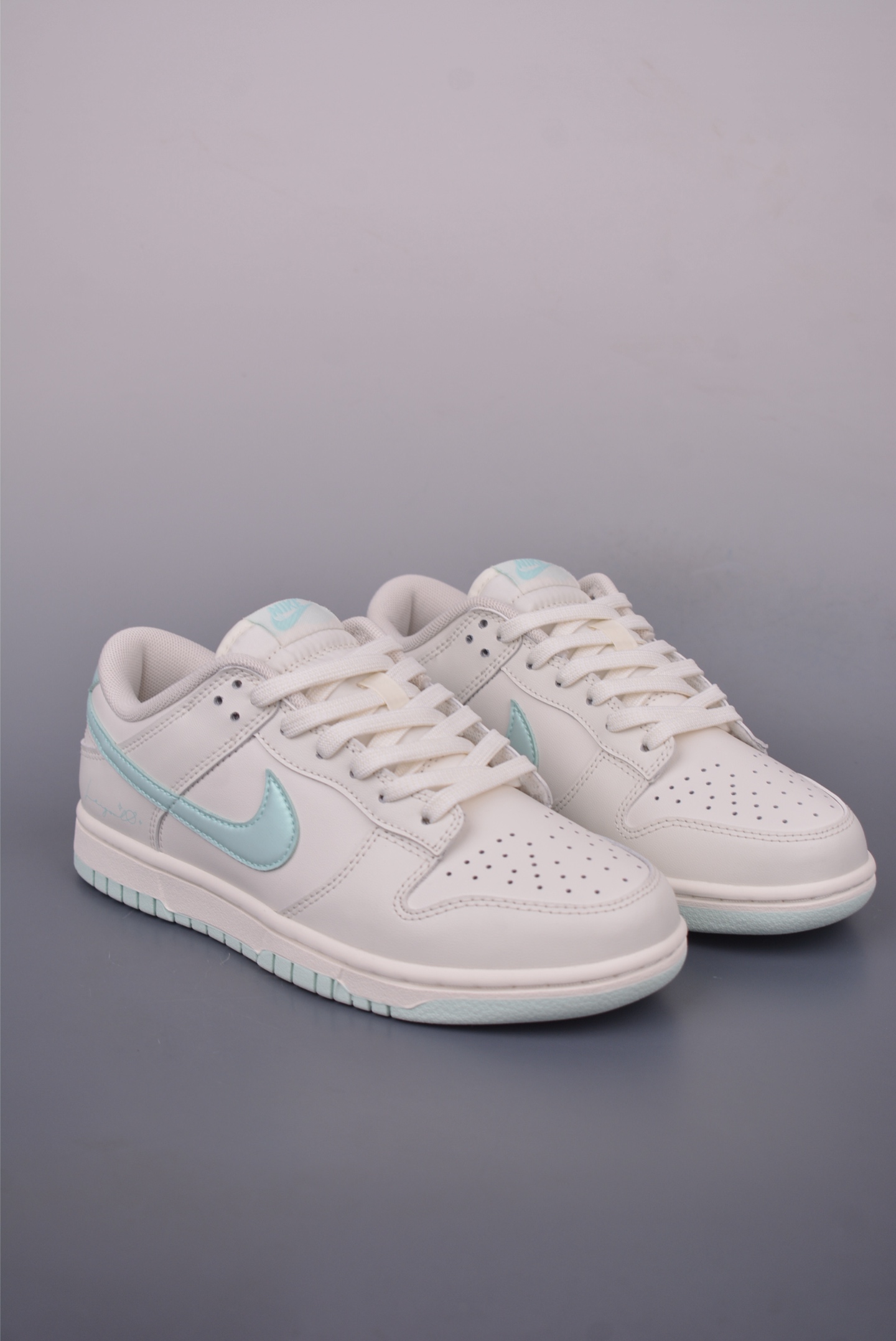 Nike SB Dunk Low: Premium Leather, Superior Comfort, Perfect Style 1 i1749856036518 5195 0 0