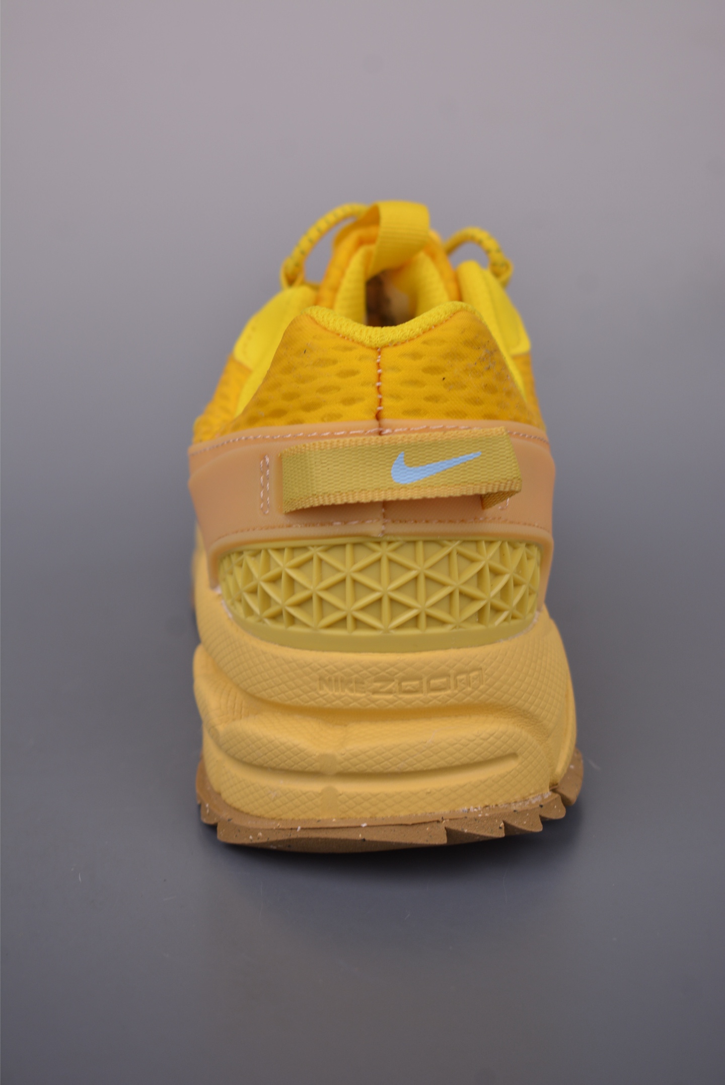 Nike Zoom Vomero 5 Roam Retro Running Shoes - Yellow/Brown - HJ4646-700 4 i1749933185142 5408 0 3