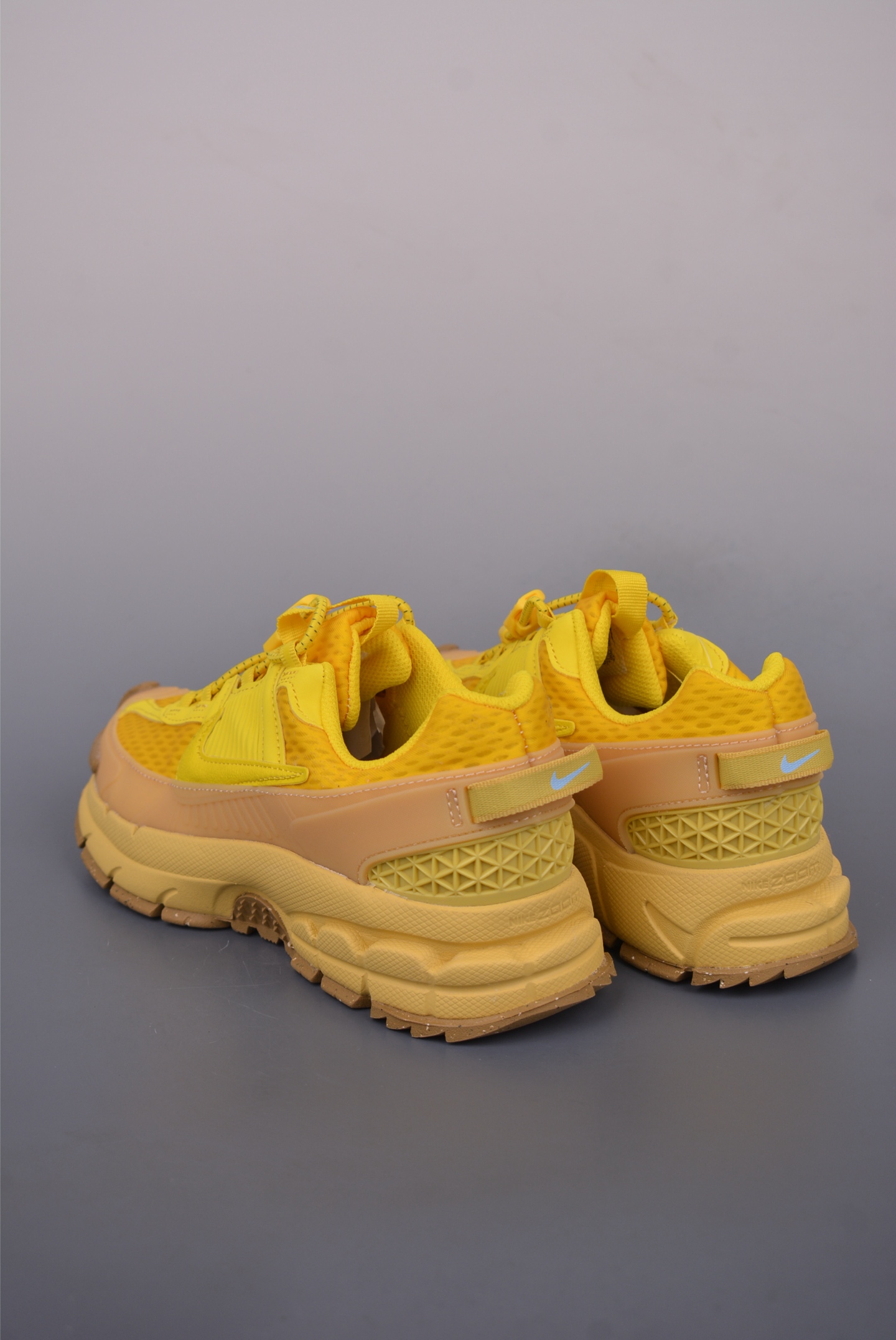 Nike Zoom Vomero 5 Roam Retro Running Shoes - Yellow/Brown - HJ4646-700 2 i1749933185251 8837 0 1