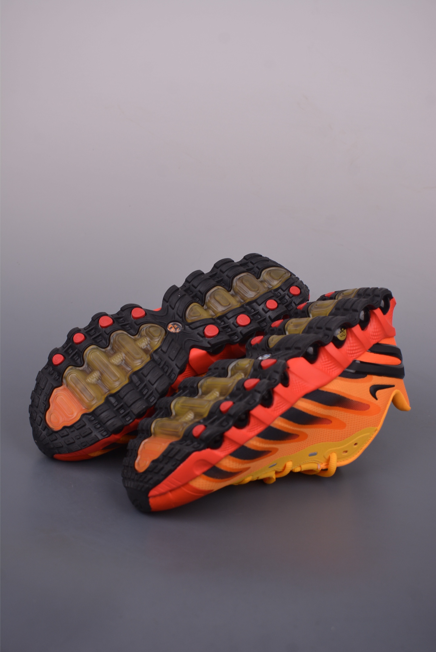 Nike Air Max DN8 Running Shoes - Full-Length Air Cushioning for Comfort 3 i1749939565934 780 0 2