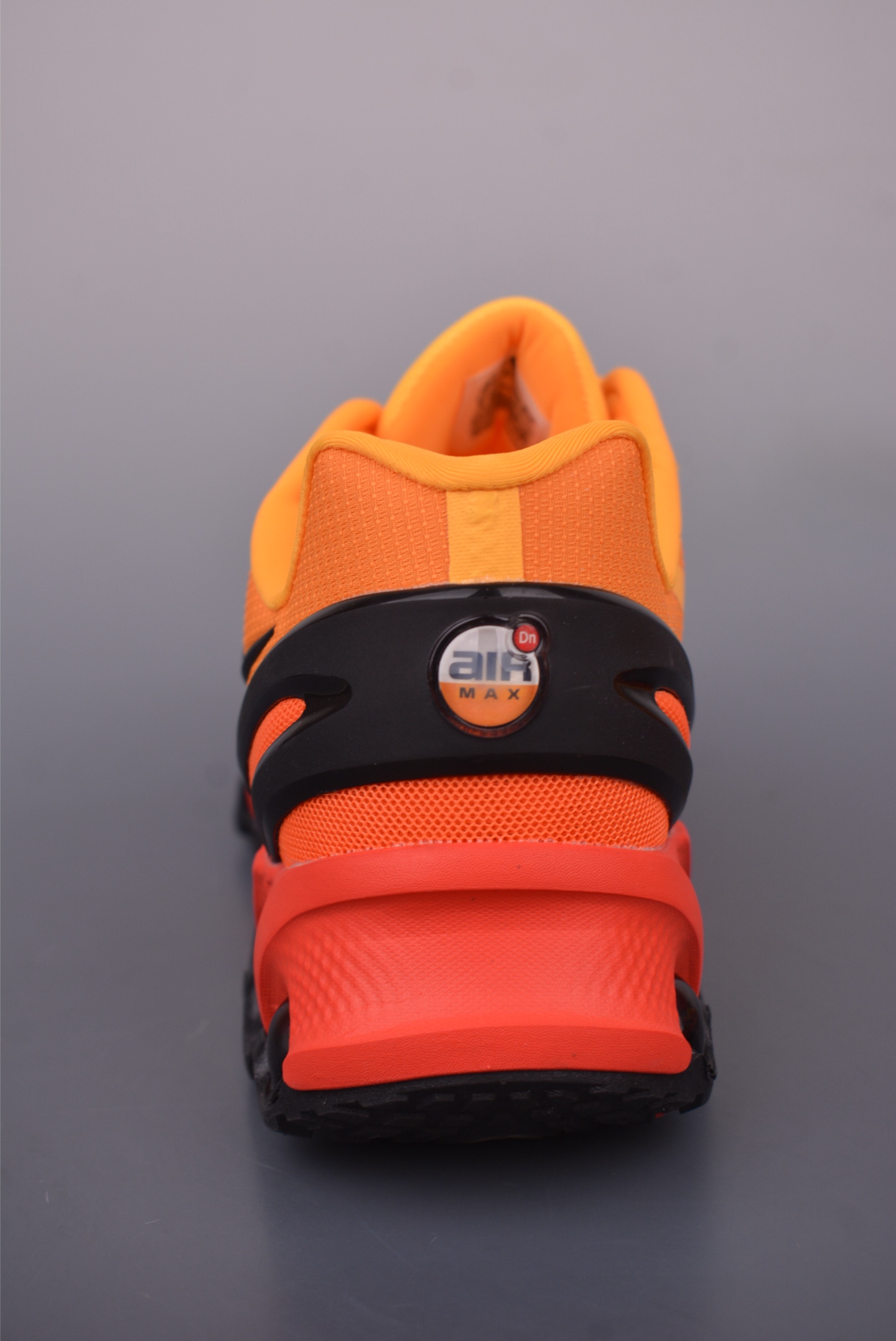 Nike Air Max DN8 Running Shoes - Full-Length Air Cushioning for Comfort 4 i1749939567126 2575 0 3