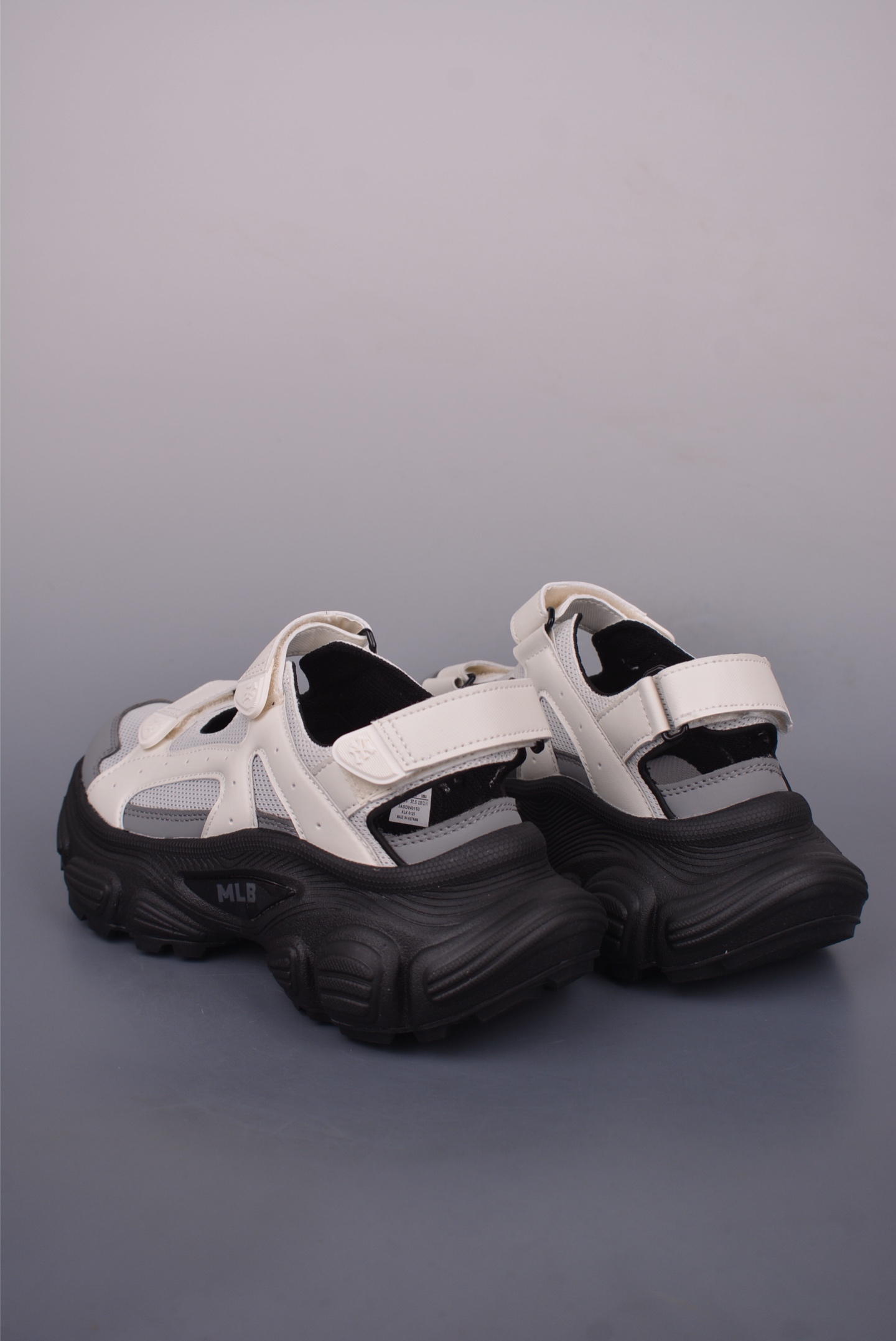 MLB Winner Chunky Mask Sandal: Fashionable Platform Sandals 3 i1749939662205 3036 0 1