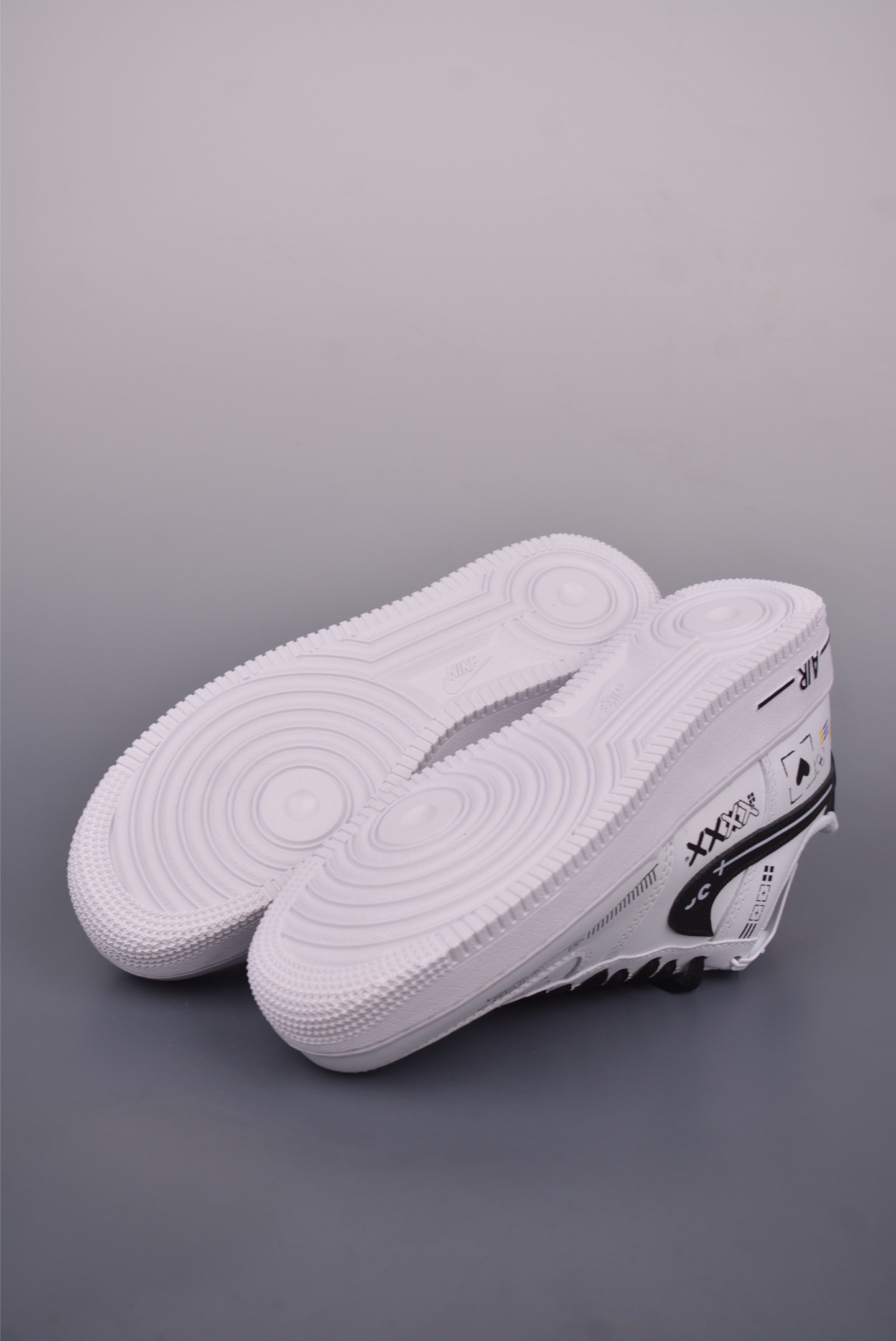 Nike Air Force 1 Low 暴力熊联名 CW2288-030-High Quatity Cheap Brand wholesale wholesaler seller Clothes Bags handbags Sneakers Top Fashion Clothing Shoes from China Factory Chinese suppliers best Quality Beautiful Price Nike Air Force 1 Low 暴力熊联名 CW2288-030