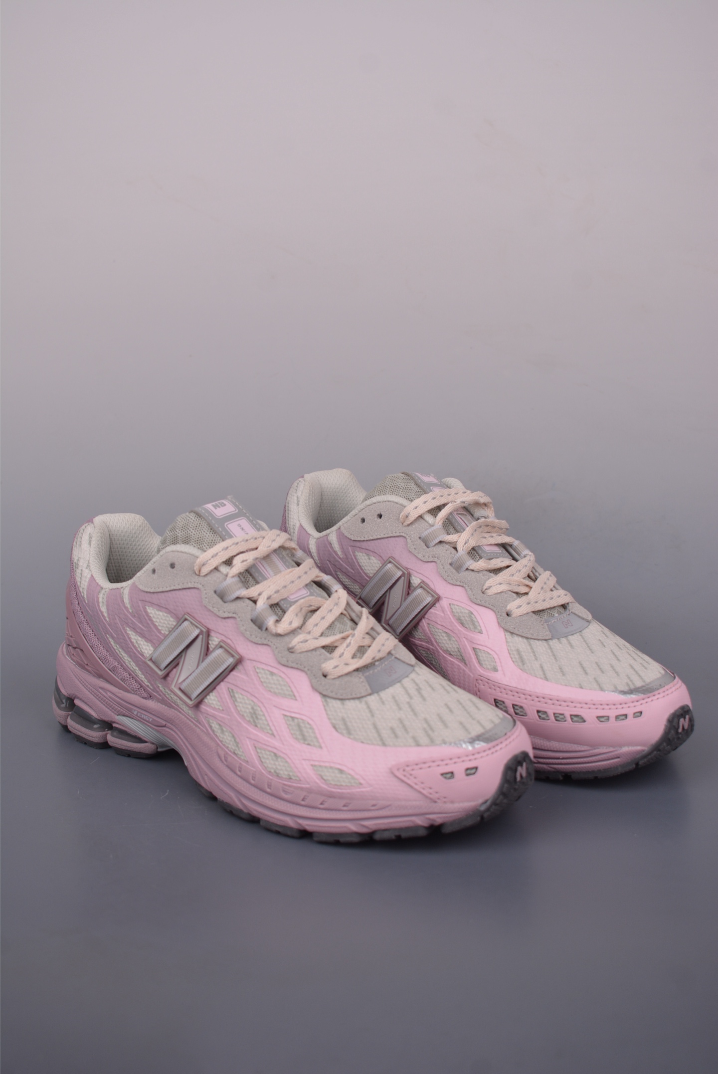 New Balance 1906R Retro Sneakers - Comfort and Style Combined 1 i1749944449486 7827 0 0