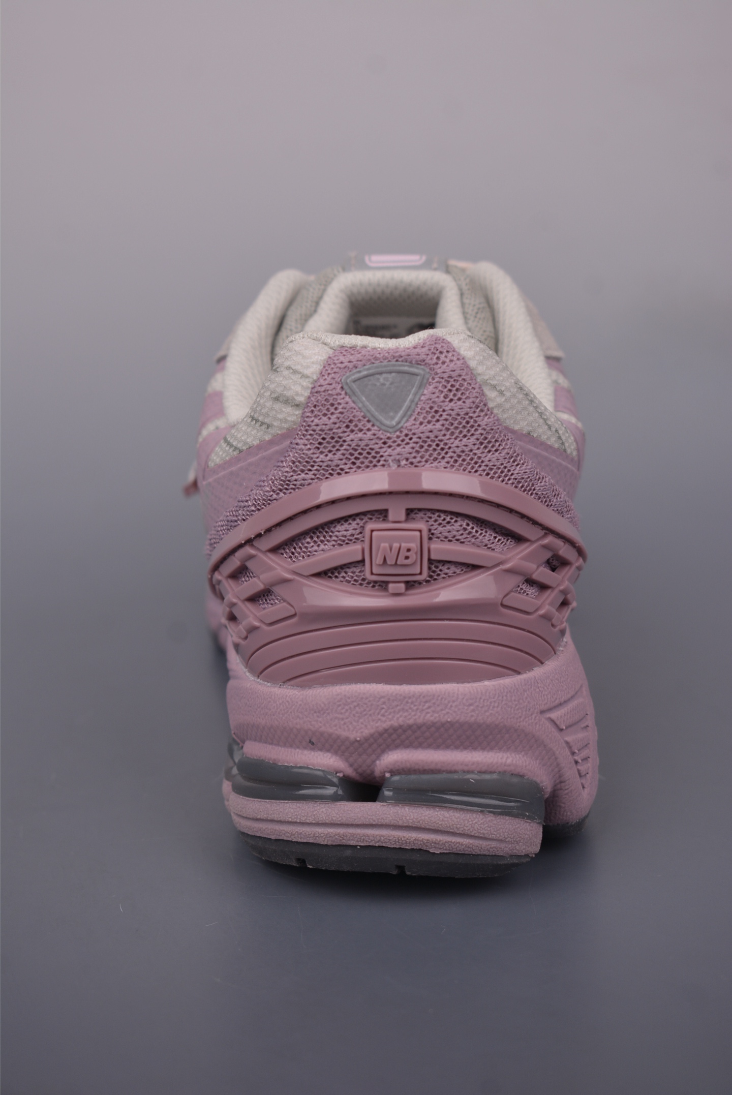 New Balance 1906R Retro Sneakers - Comfort and Style Combined 4 i1749944454166 108 0 3