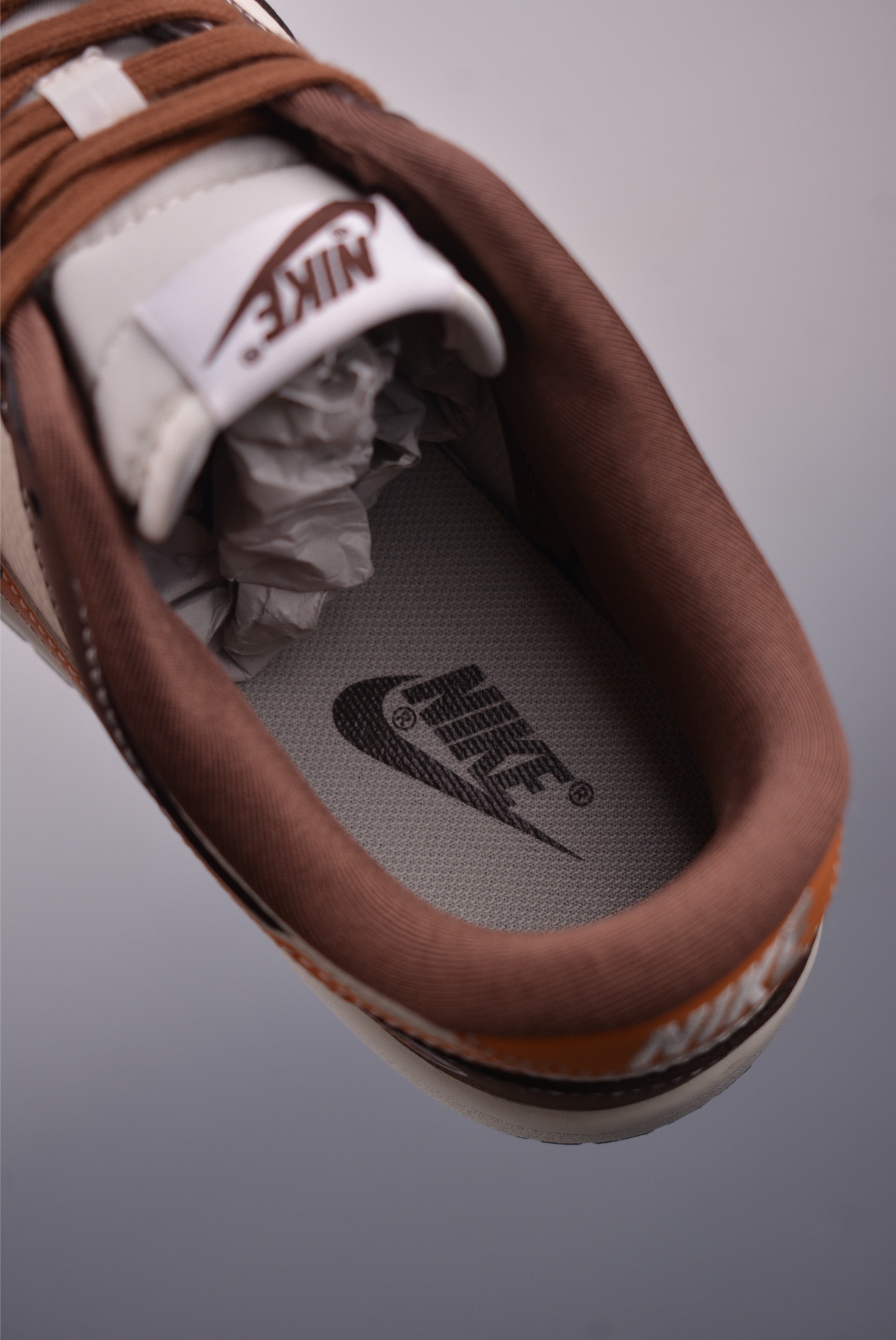 Nike SB Dunk Low 'Grimace' Collaboration - Premium Quality & Comfort 10 i1749944793914 5894 0 8