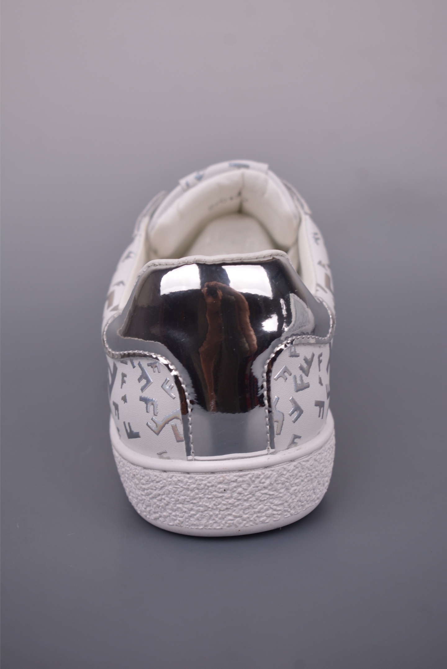 Fendi Men's Low-Top Leather Fashion Sneakers - Casual Style & Comfort 5 i1749944877836 5143 0 3
