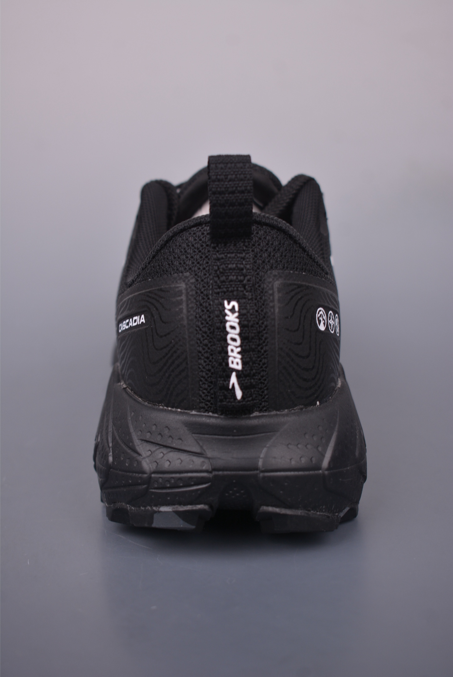 Brooks Cascadia 17: Lightweight, Breathable, and Cushioned Running Shoes 5 i1749945074099 1854 0 3
