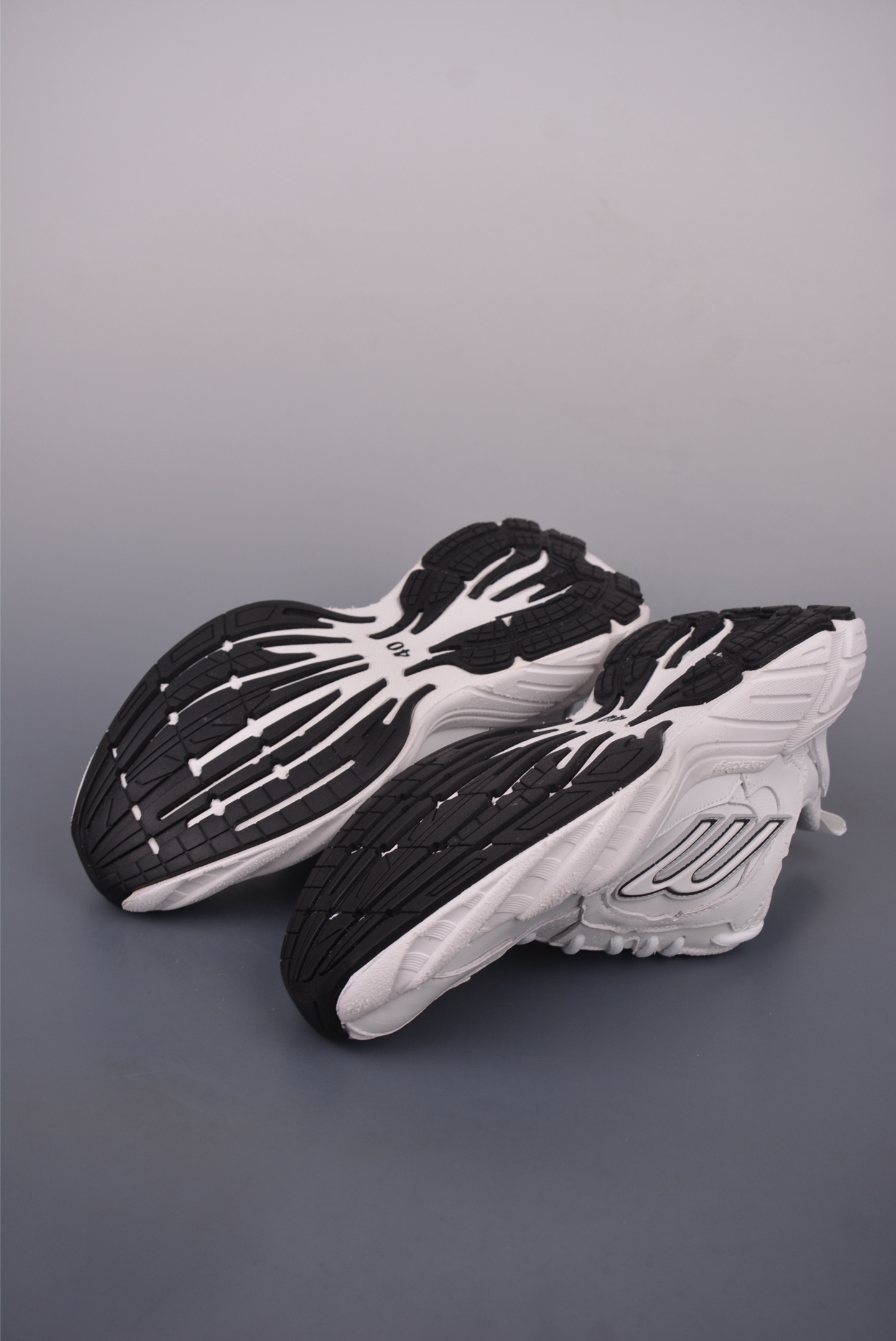 Balenciaga 16th Generation Sneakers - Pure Version, Multiple QC Inspections 4 i1750020450150 3763 0 2