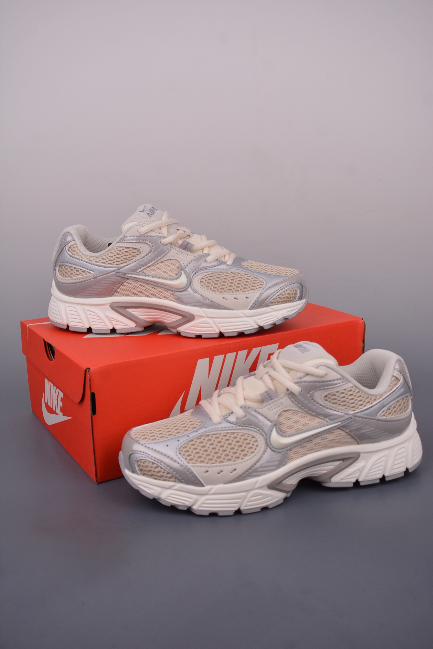 Nike V5 RNR Low-Top Running Shoes, Comfortable, Versatile, and Durable 6 i1750025395635 846 0 4