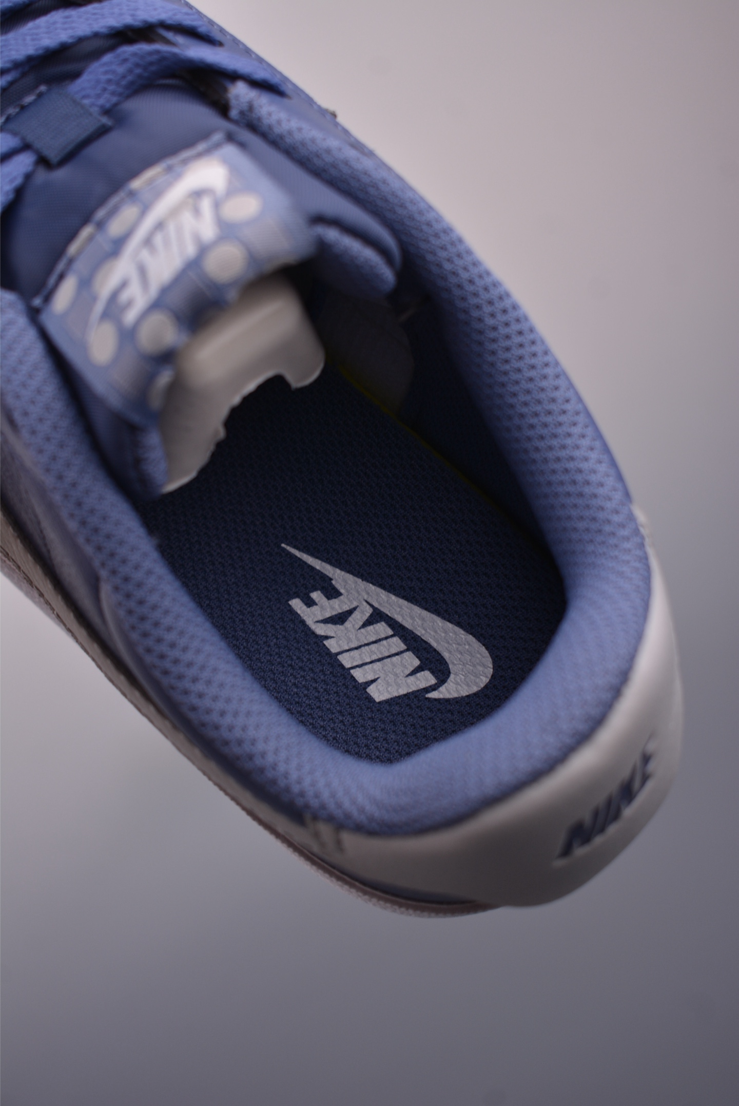 Nike Court Shot Low Retro Classic: Stylish, Durable, and Comfortable Sneakers 10 i1750025602551 1608 0 8