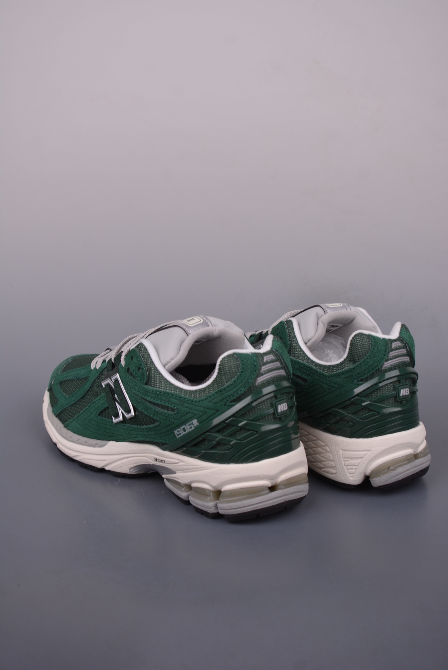 New Balance 1906R Retro Running Shoes - Classic Style, Modern Comfort 2 i1750025920089 687 0 1