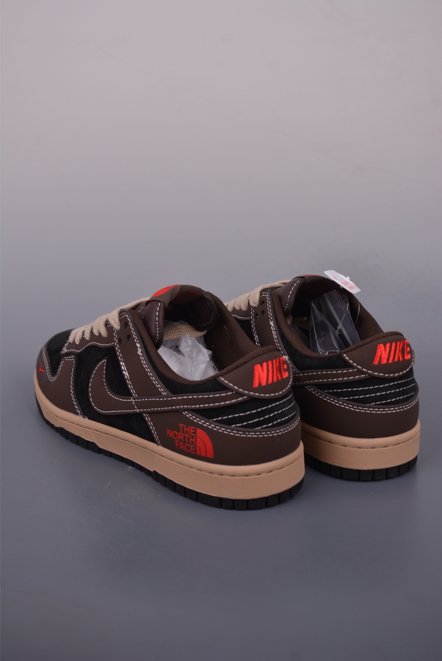 Nike SB Dunk Low DIY Brown Black Sneakers - Premium Quality & Comfort 3 i1750028026714 1563 0 1