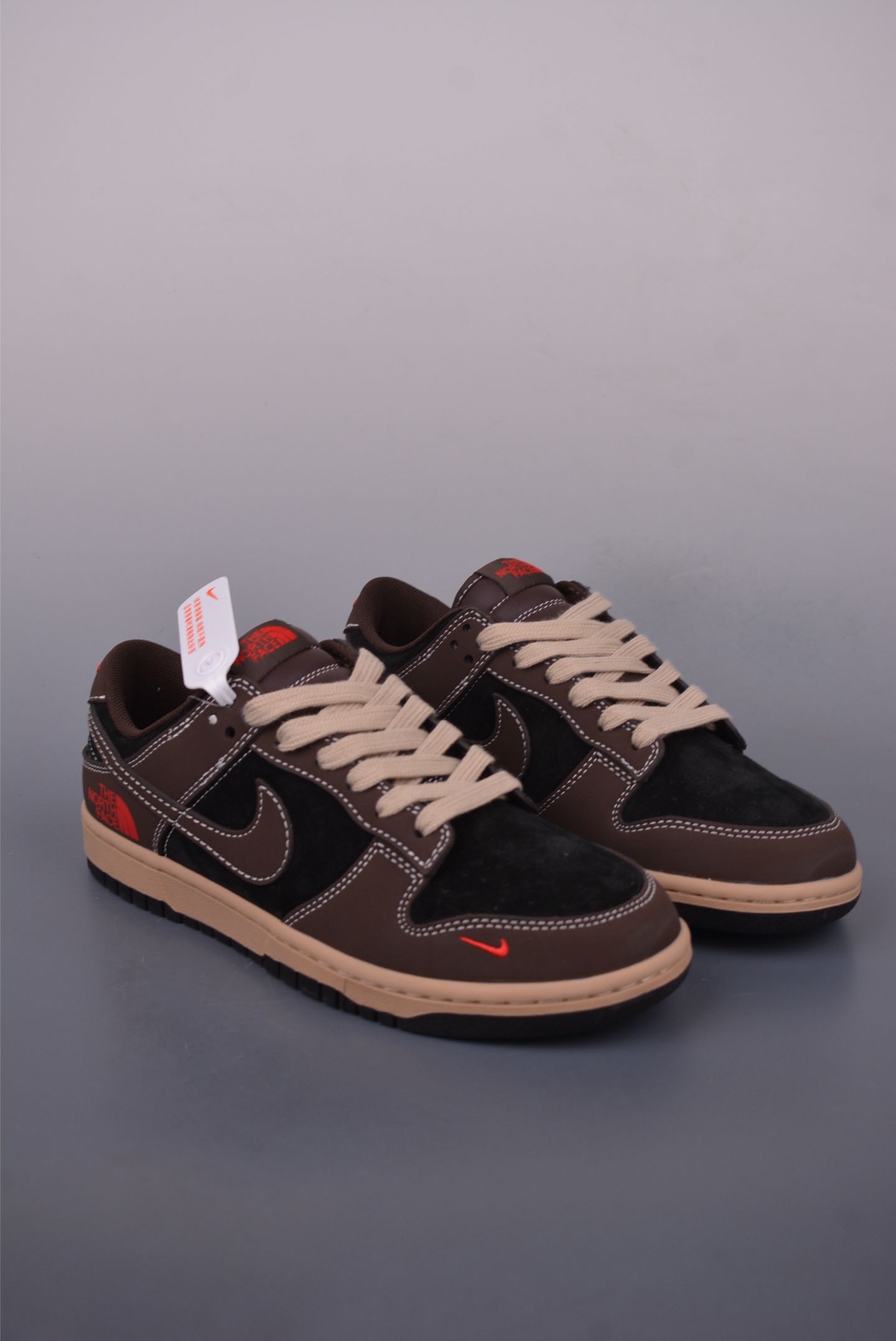 Nike SB Dunk Low DIY Brown Black Sneakers - Premium Quality & Comfort 2 i1750028026715 3424 0 0