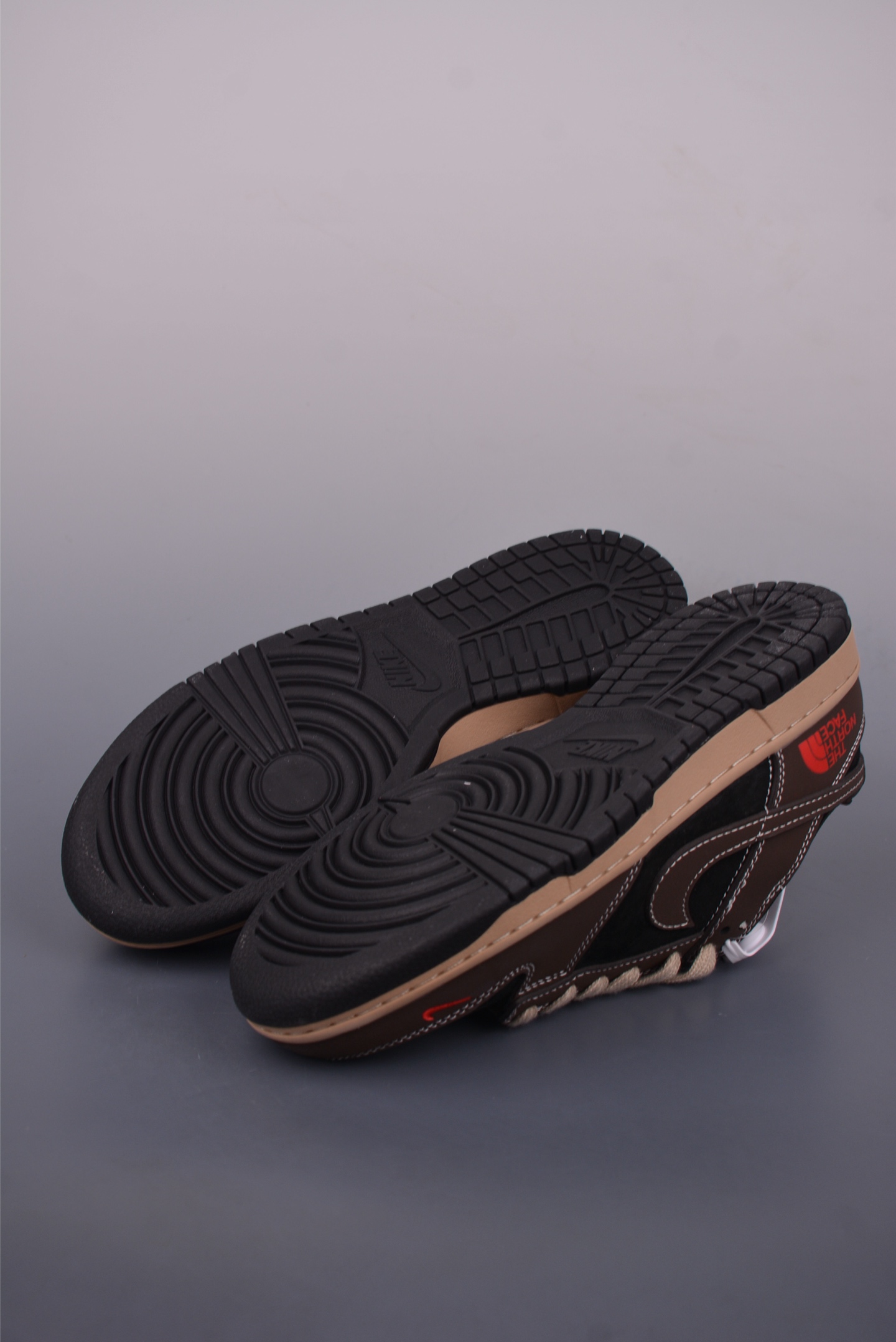 Nike SB Dunk Low DIY Brown Black Sneakers - Premium Quality & Comfort 4 i1750028032592 3412 0 2