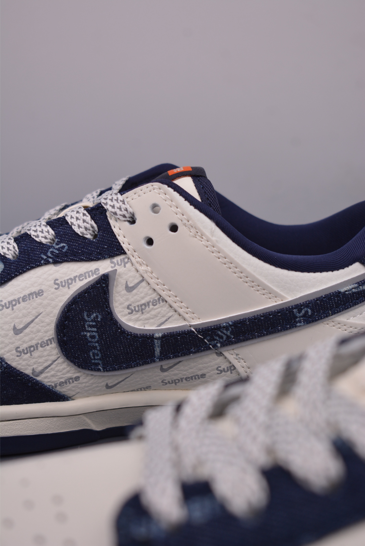 Nike SB Dunk Low Supreme Collaboration Sneakers - Premium Quality & Style 9 i1750029071859 4892 0 7