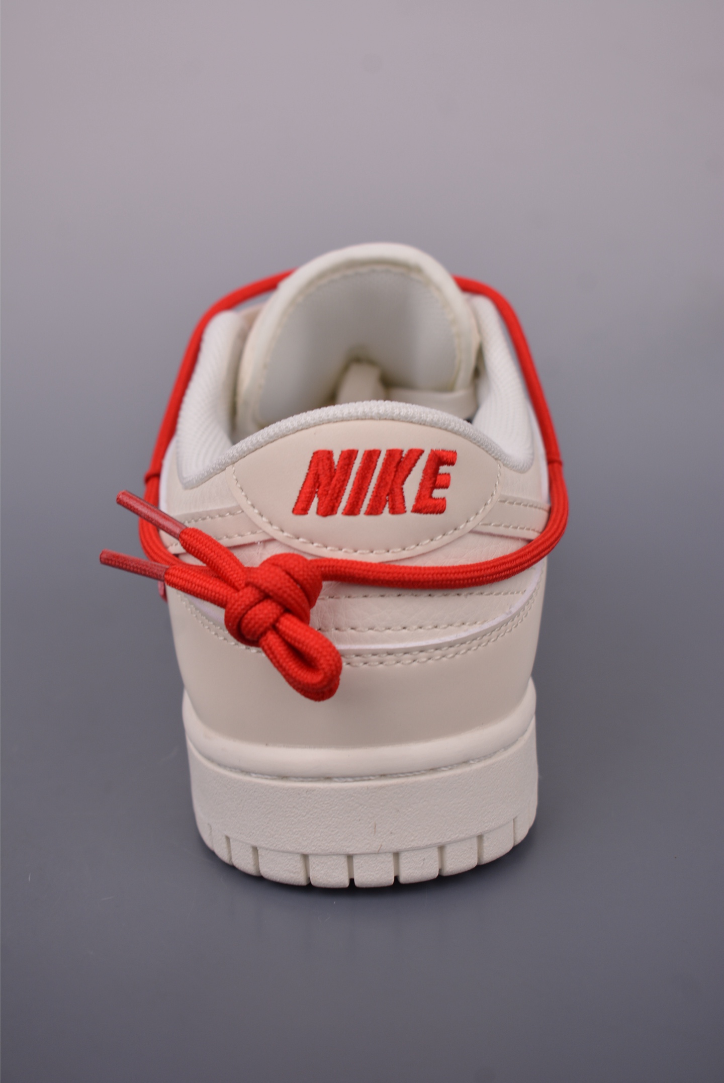 Nike SB Dunk Low Supreme Collab: Deconstructed Laces, Premium Quality 4 i1750029485940 5581 0 3