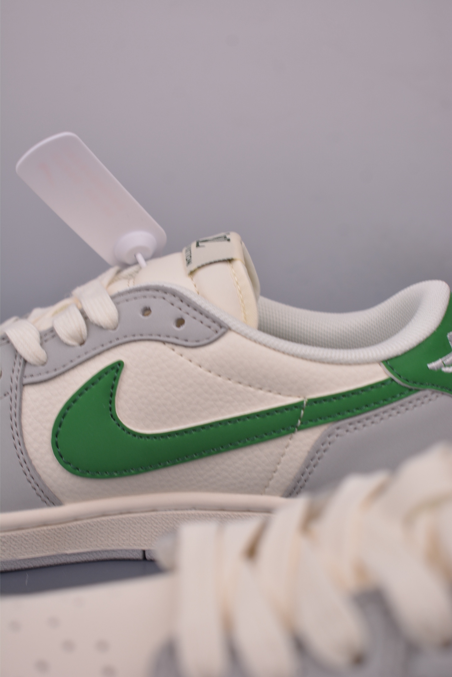 Fragment x Travis Scott x Louis Vuitton Air Jordan 1 Low, Green 8 i1750029544243 2168 0 7