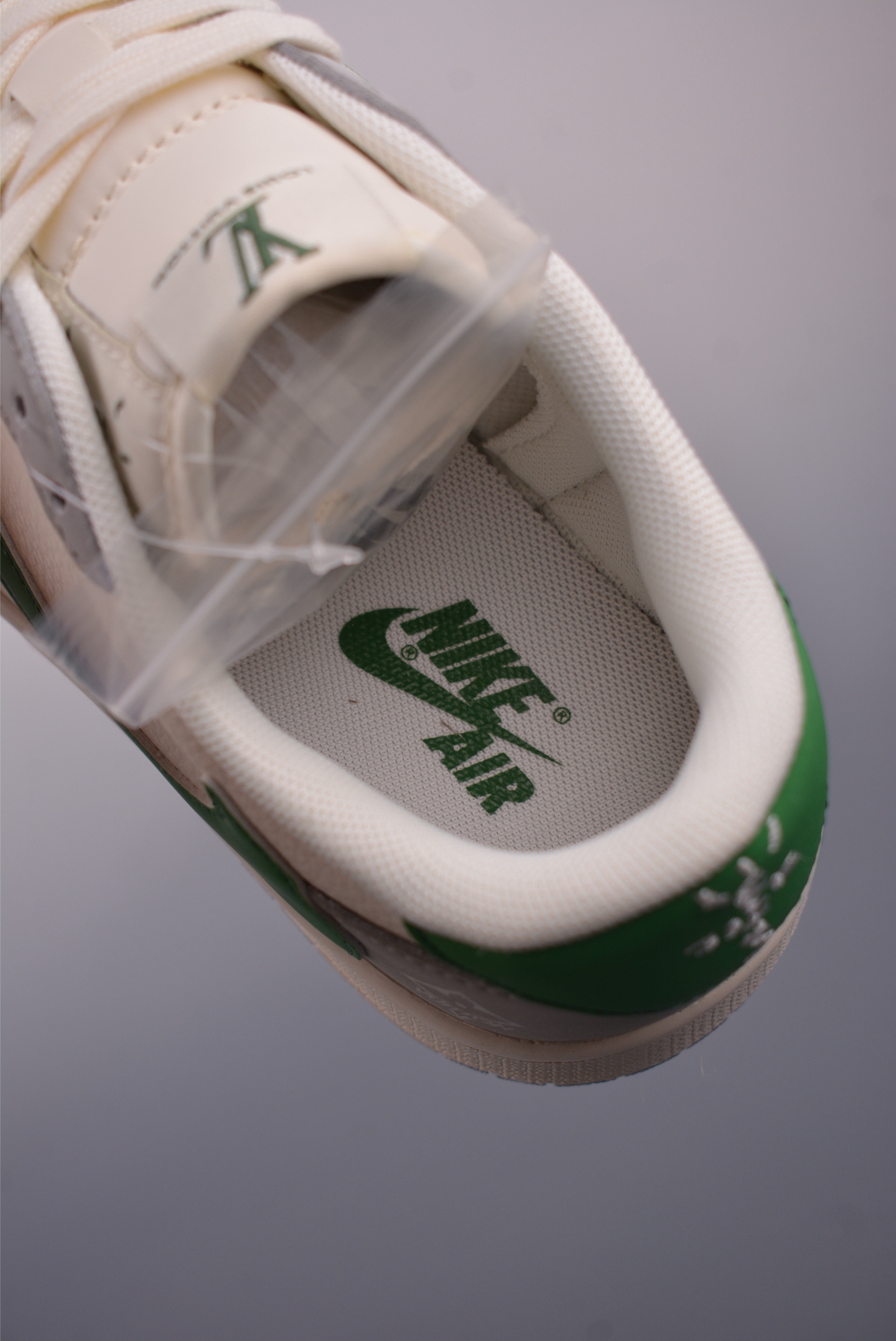 Fragment x Travis Scott x Louis Vuitton Air Jordan 1 Low, Green 9 i1750029544272 3037 0 8