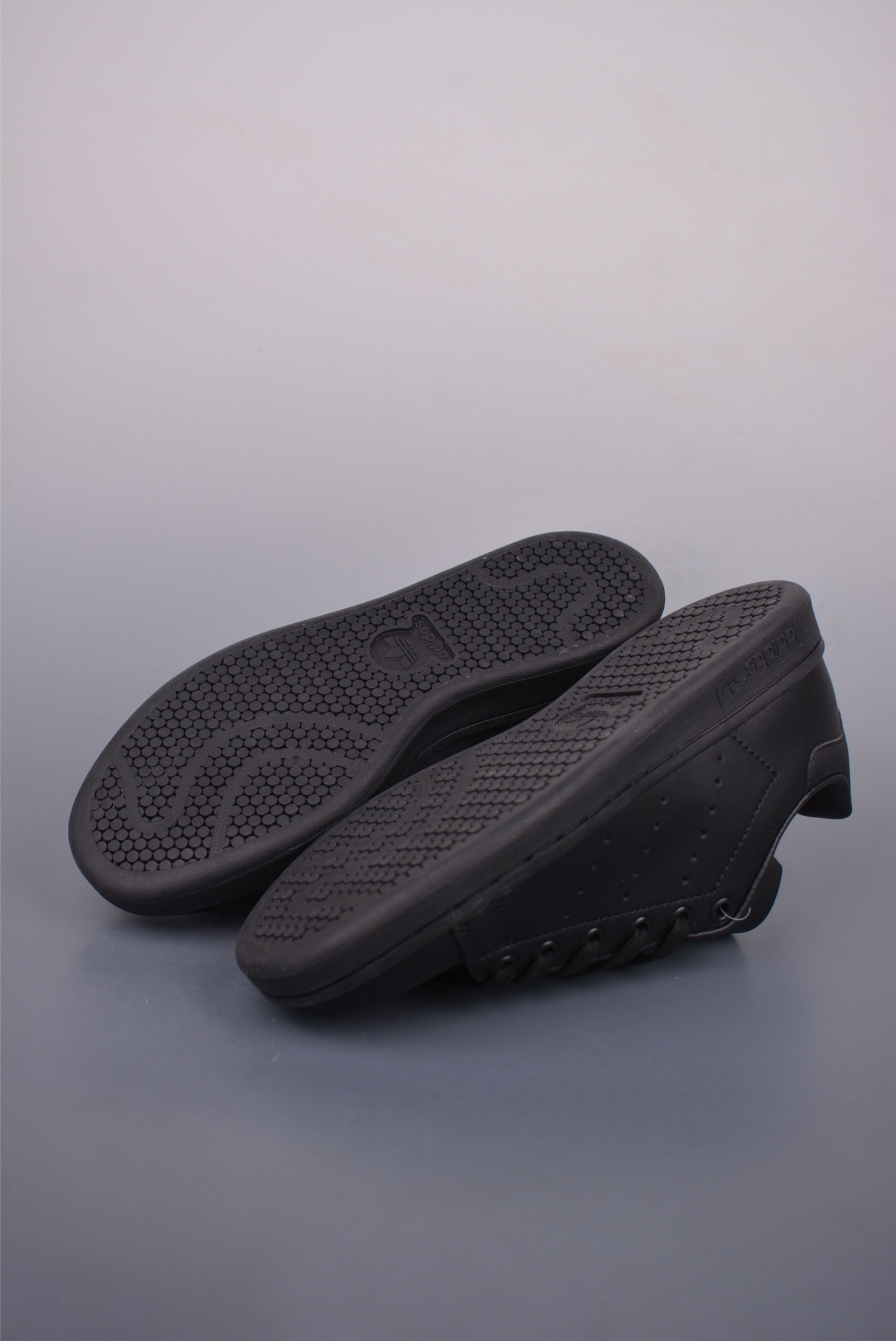 Adidas Stan Smith Classic Leather Sneakers - All Black - Sizes 36-45 4 i1750104128110 9213 0 2