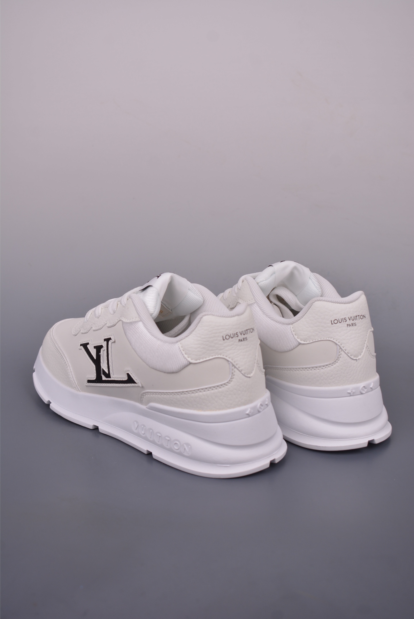 Louis Vuitton Trainer Sneaker Low White Leather Casual Shoes 2 i1750113286632 8103 0 1