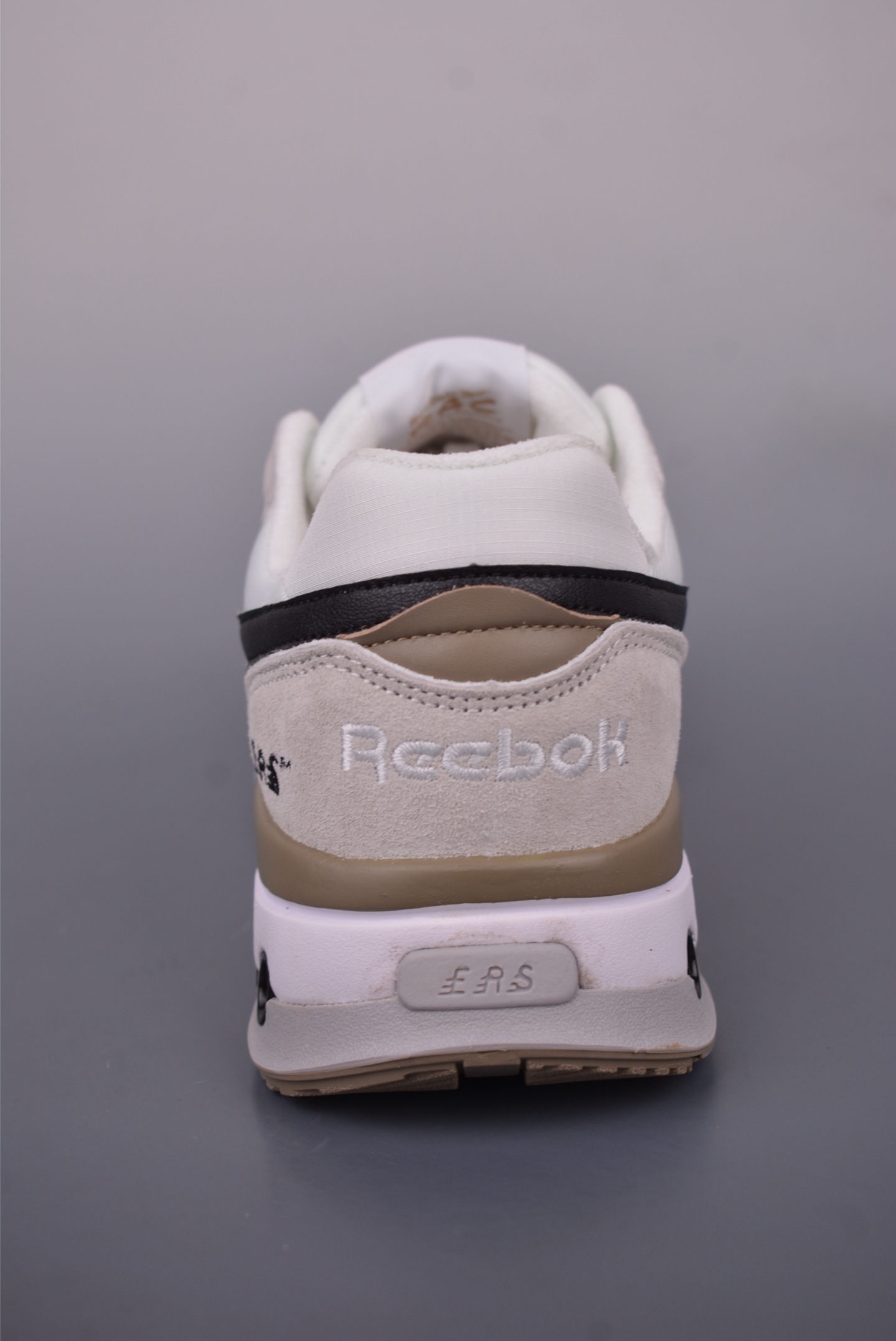 Reebok ERS World Retro Running Shoes: Fitness to Street Style, Never Ordinary 5 i1750113325091 9581 0 3