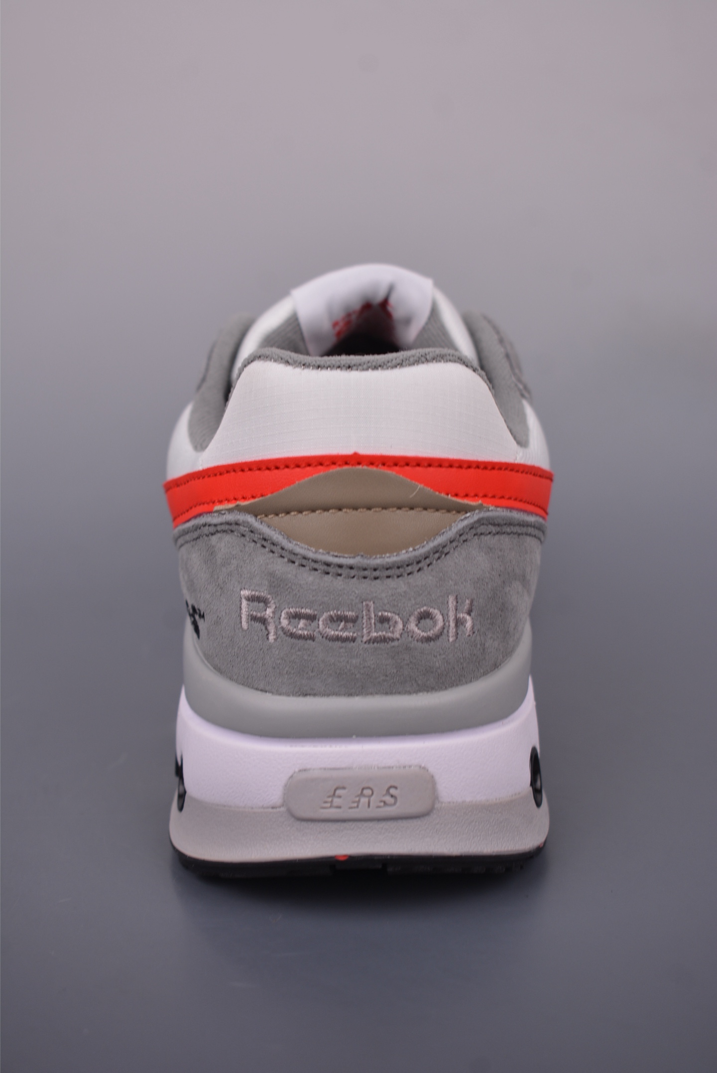 Reebok ERS WORLD 复古跑步鞋 25351976